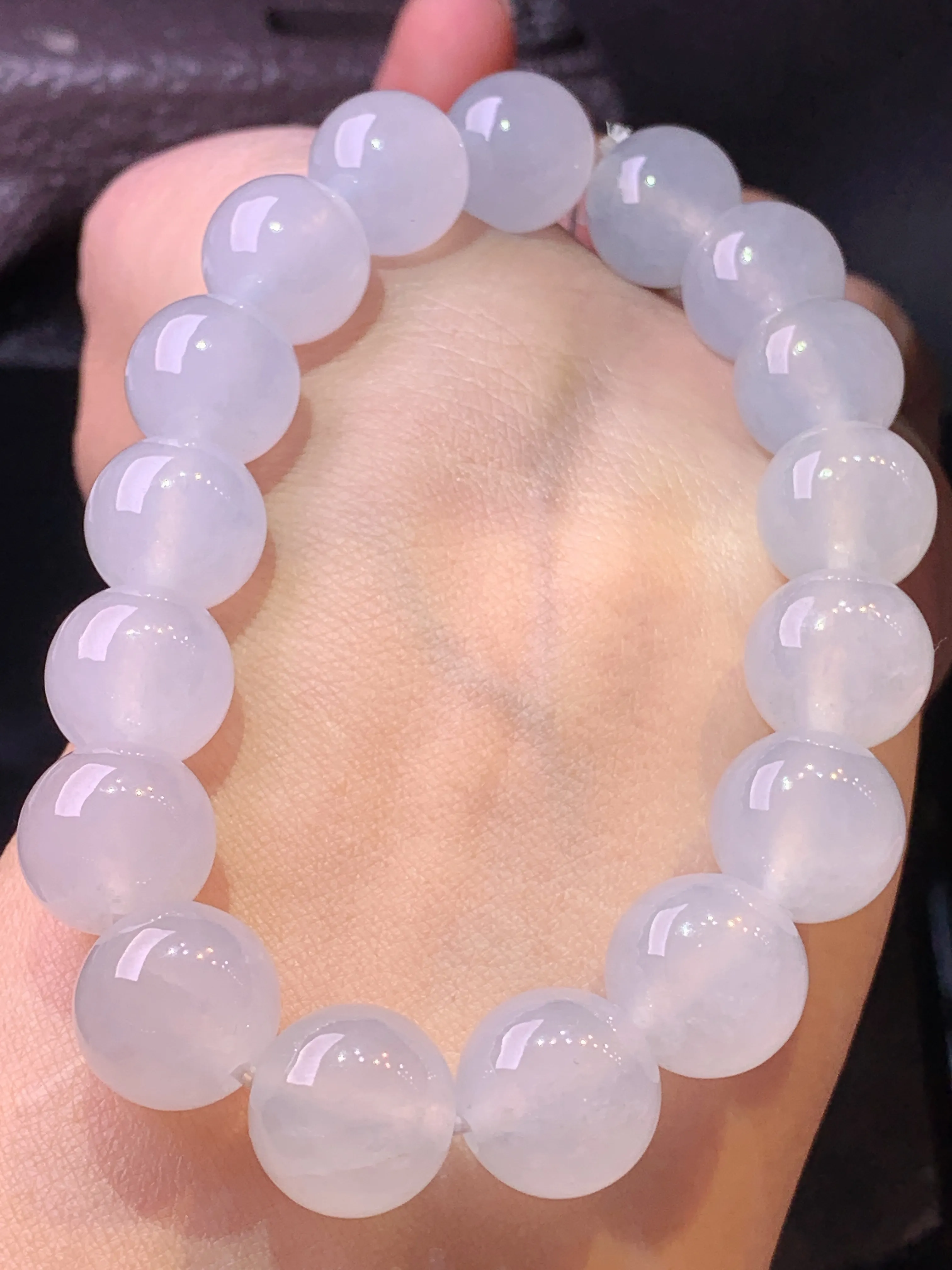 冰种圆珠项链 玉质细腻 色泽艳丽清新 整体尺寸12