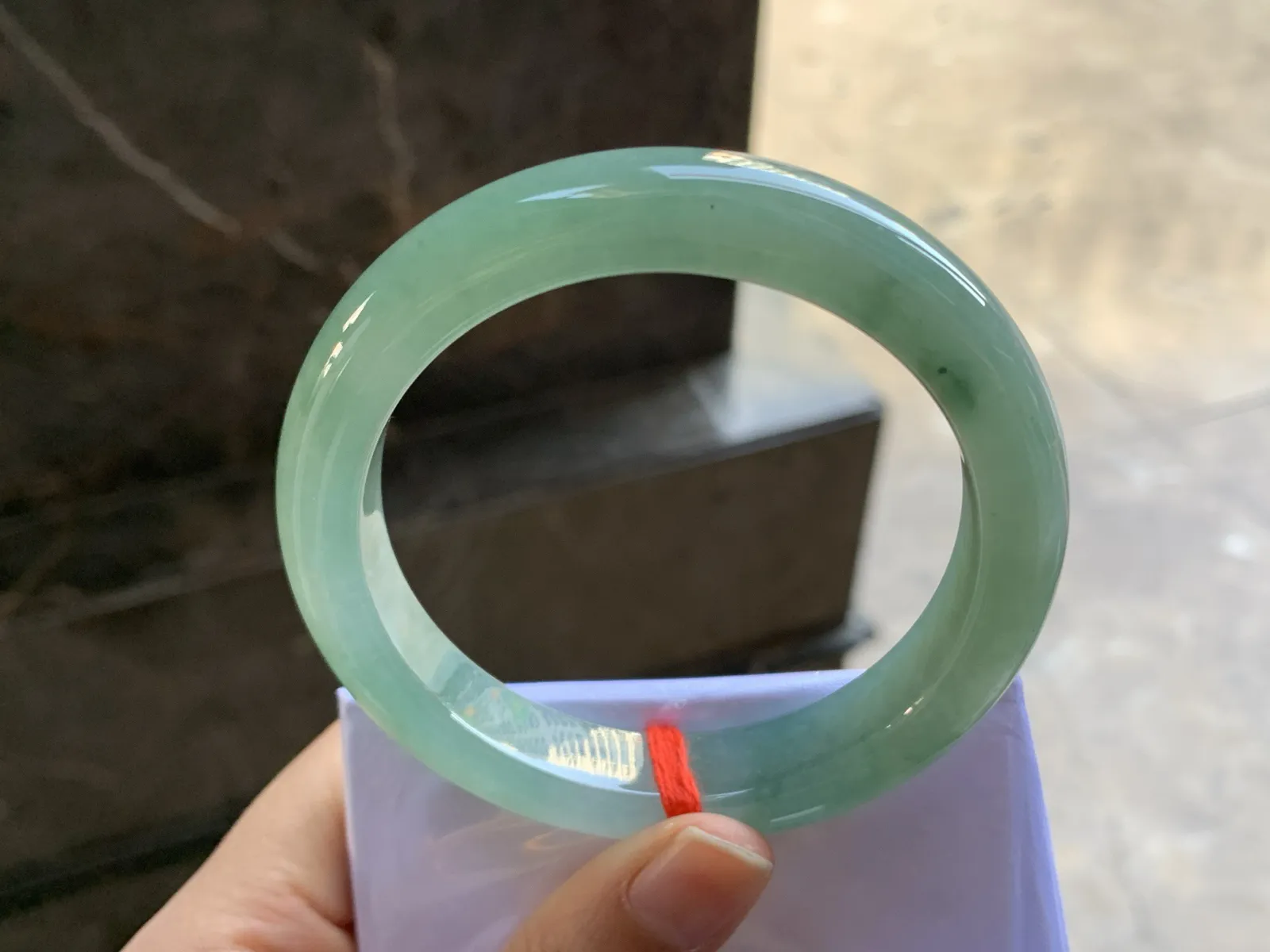 58-12.5-9

蓝水手镯^_^鲜艳 浓郁