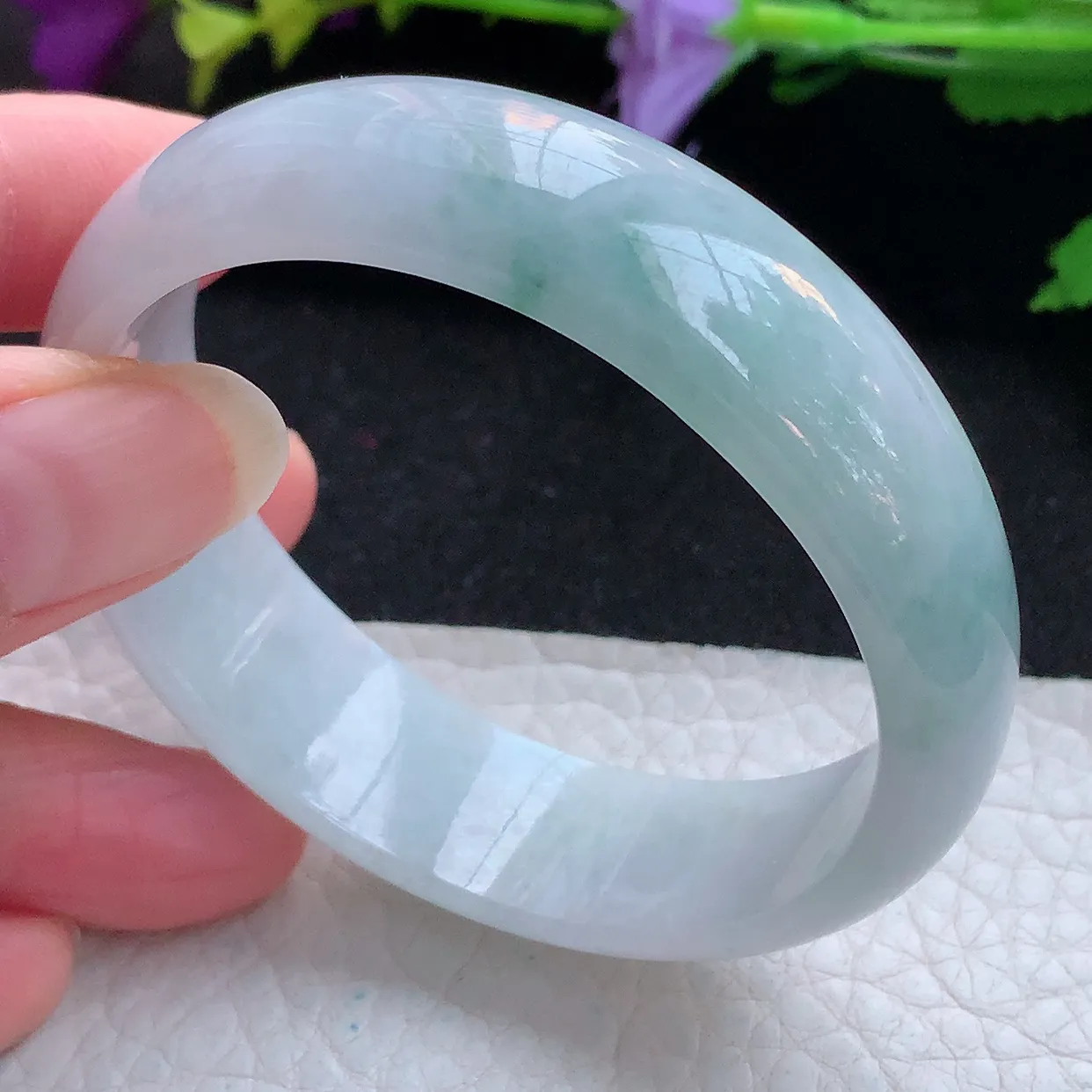 ee小圈口53.8*48*16.6*6贵妃镯 天然缅甸翡翠飘花秀美蛋形宽边玉手环