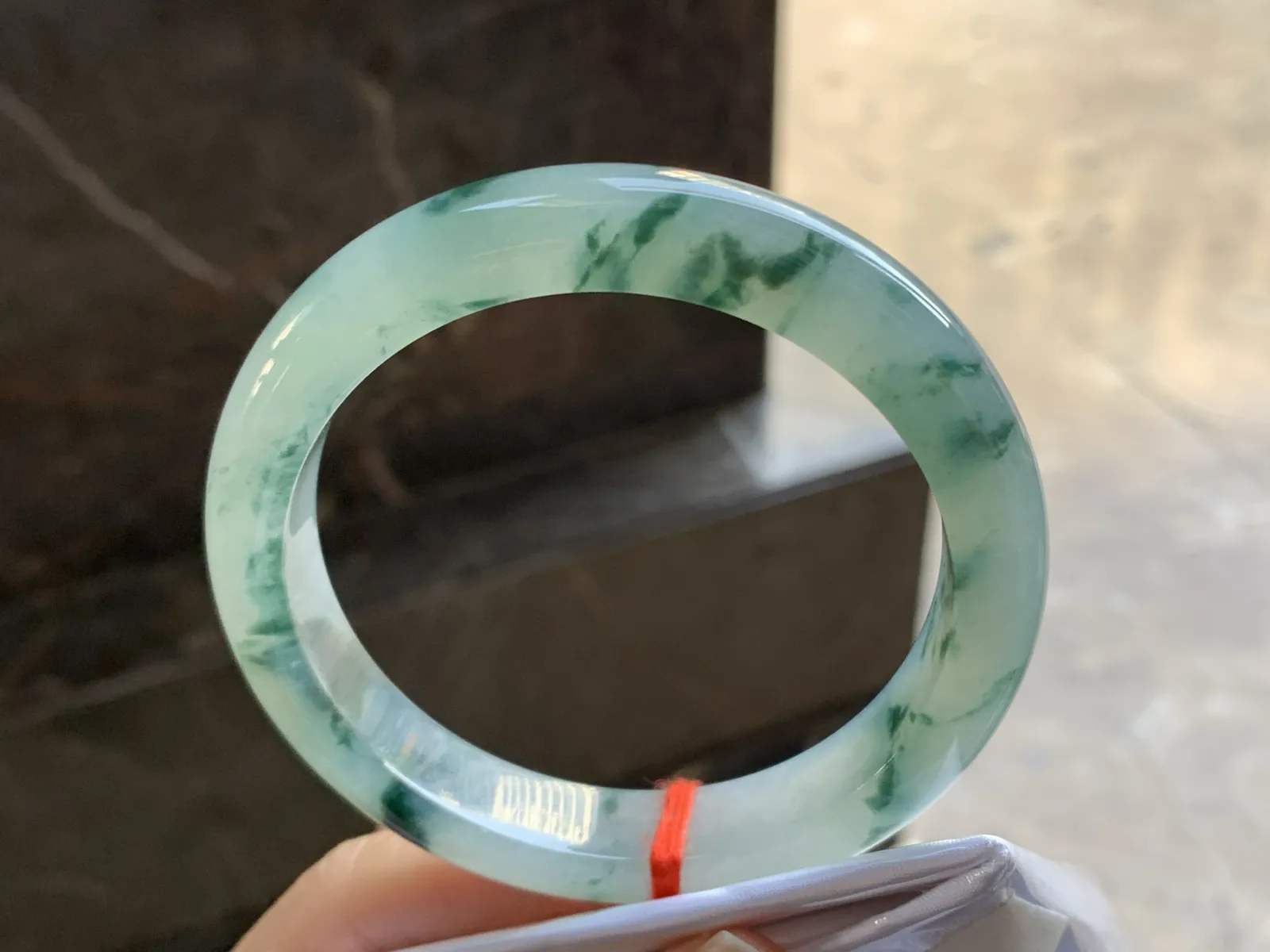 59.5-11.5-8

蓝花手镯^_^飘花浓郁 大圈