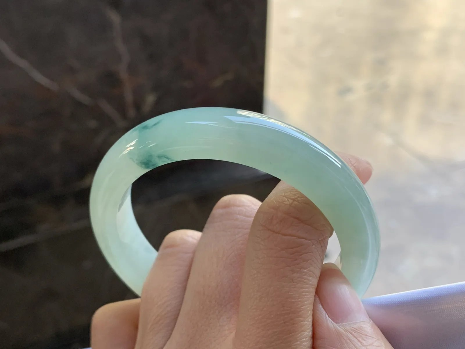 56-12.5-8.8

蓝花手镯^_^清新细腻