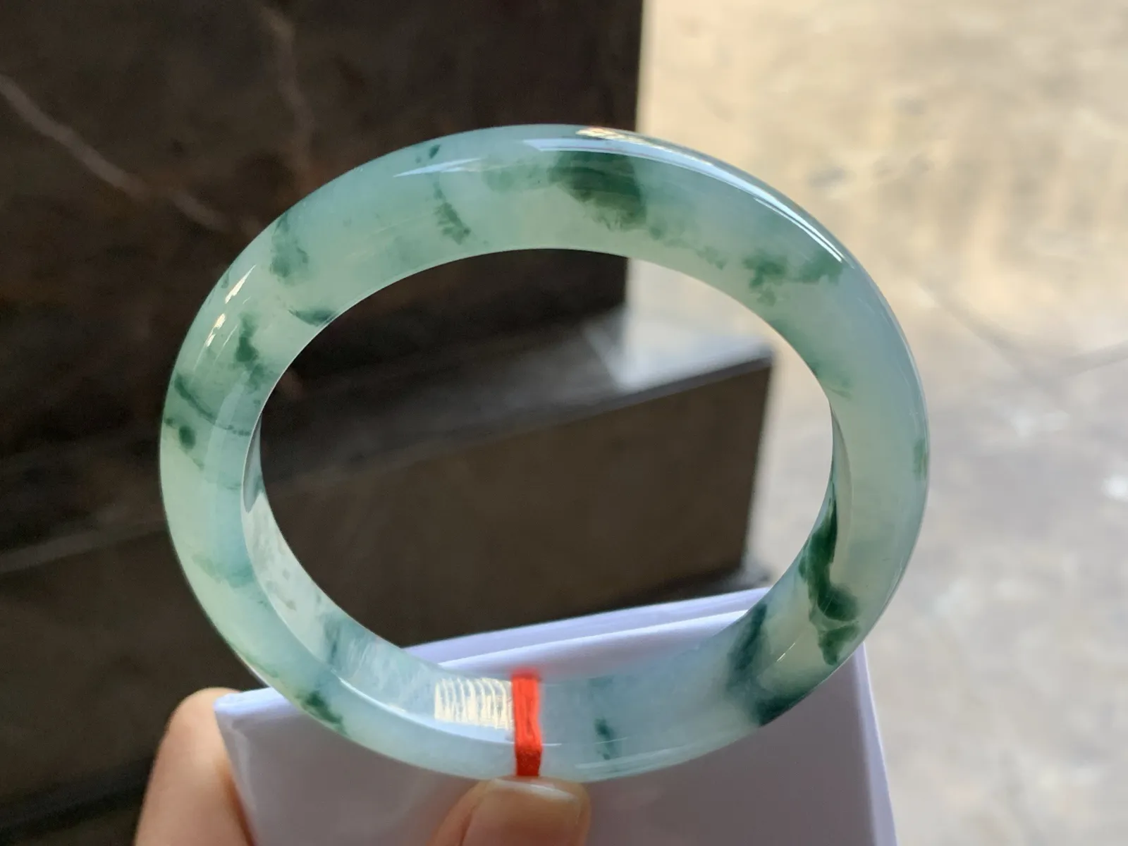 59.5-11.5-8

蓝花手镯^_^飘花浓郁 大圈