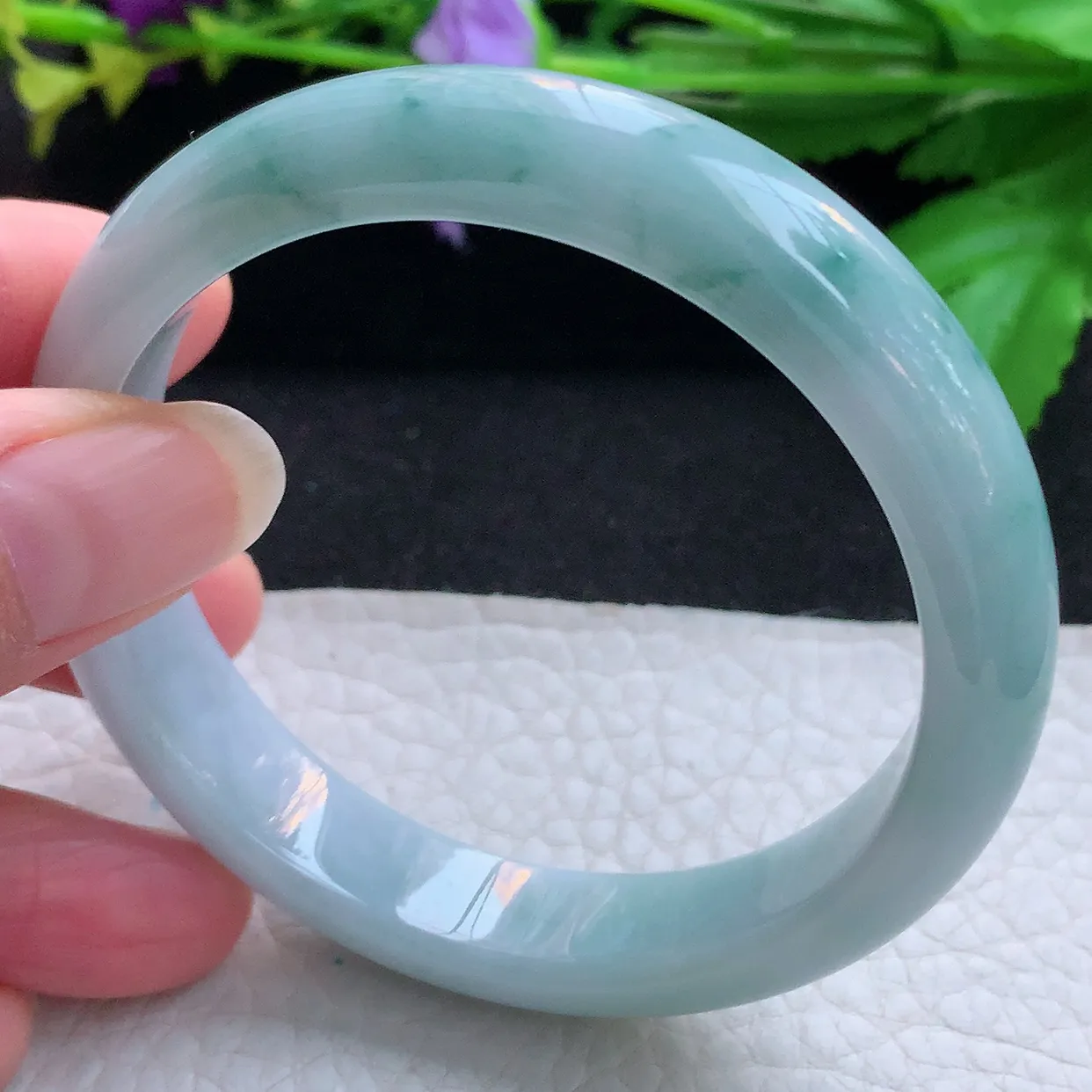 js实拍56.5*12.5*8平安镯 天然缅甸翡翠玉手镯飘花灵动宽边玉手环