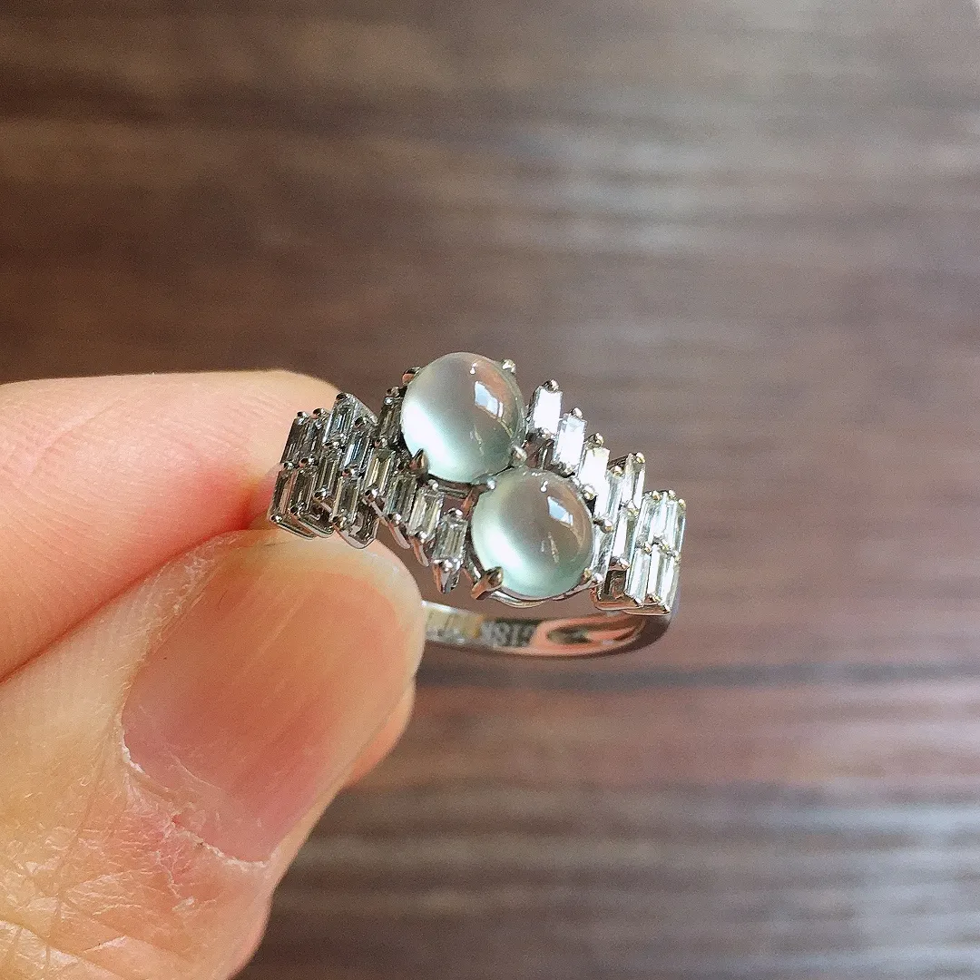 冰种蛋面戒指，18k金镶嵌，款式新颖，冰润细腻，种水足，Of 圈口14 尺寸4.3*3.8*2