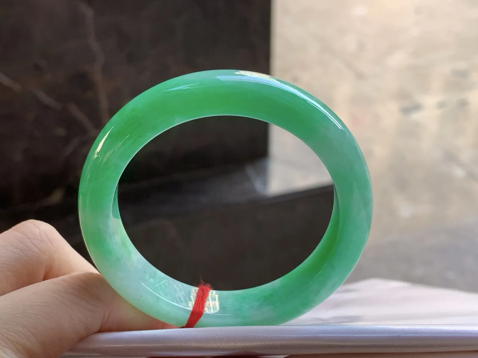 50-11.7-9

阳绿手镯^_^
颜色漂亮