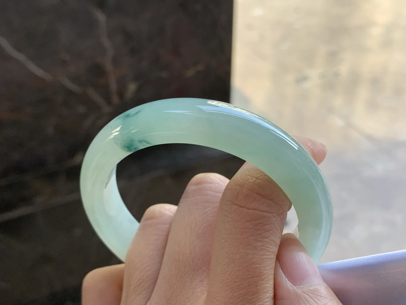 56-12.5-8.8

蓝花手镯^_^清新细腻