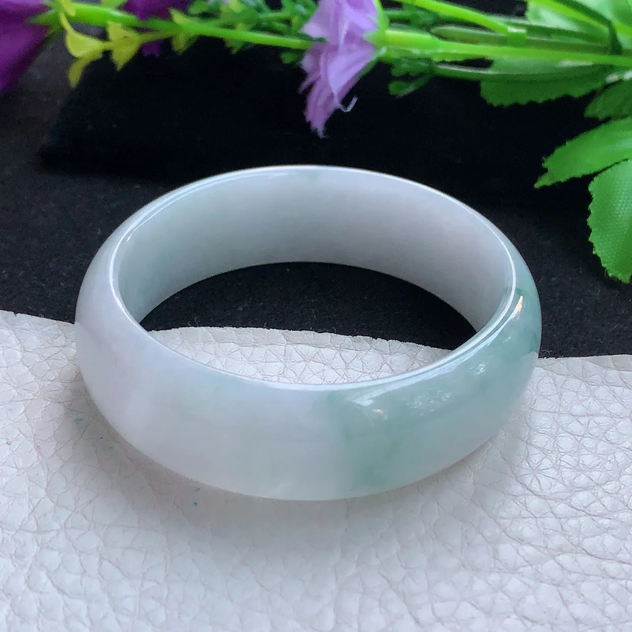 ee小圈口53.8*48*16.6*6贵妃镯 天然缅甸翡翠飘花秀美蛋形宽边玉手环