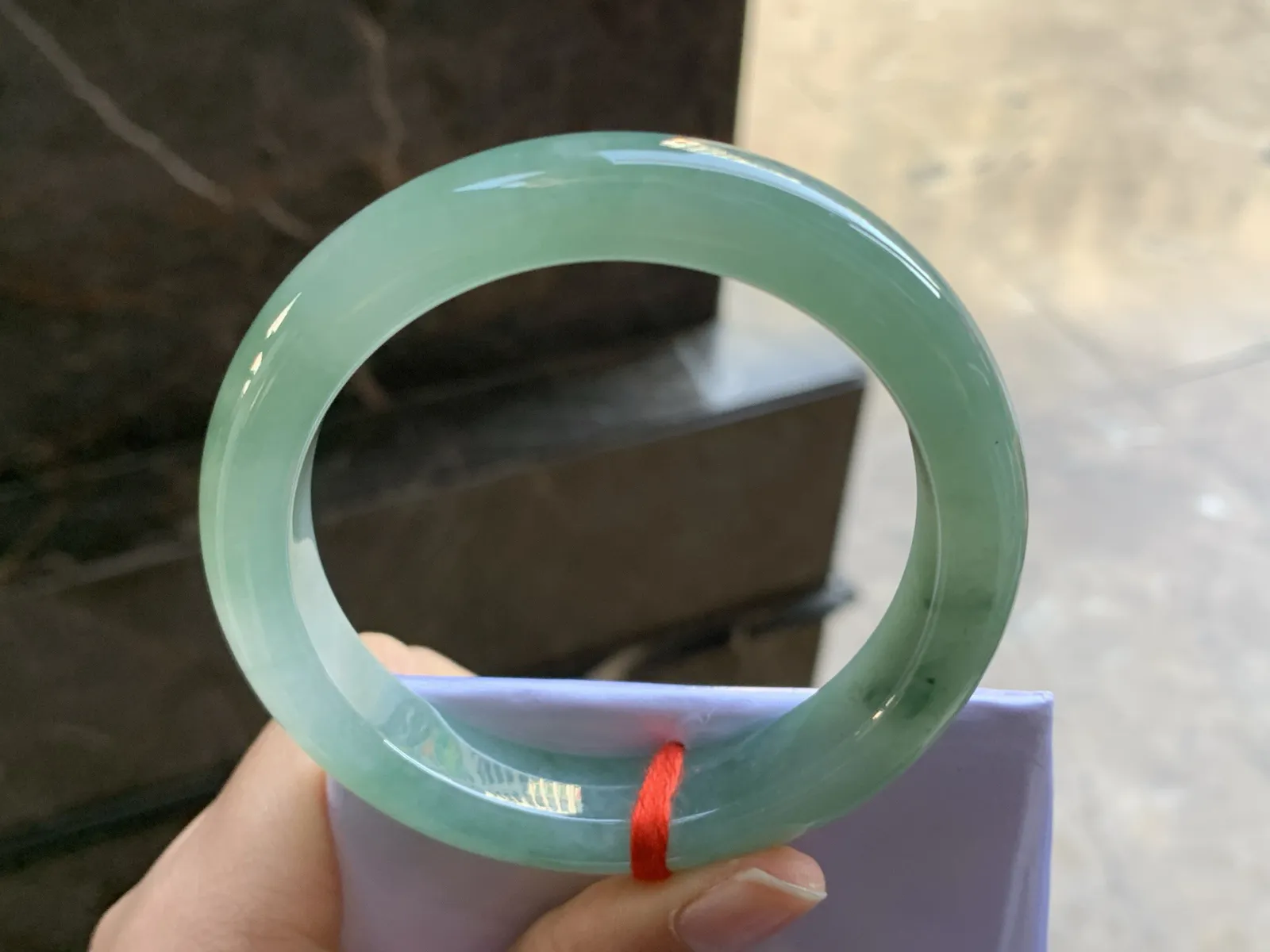 58-12.5-9

蓝水手镯^_^鲜艳 浓郁