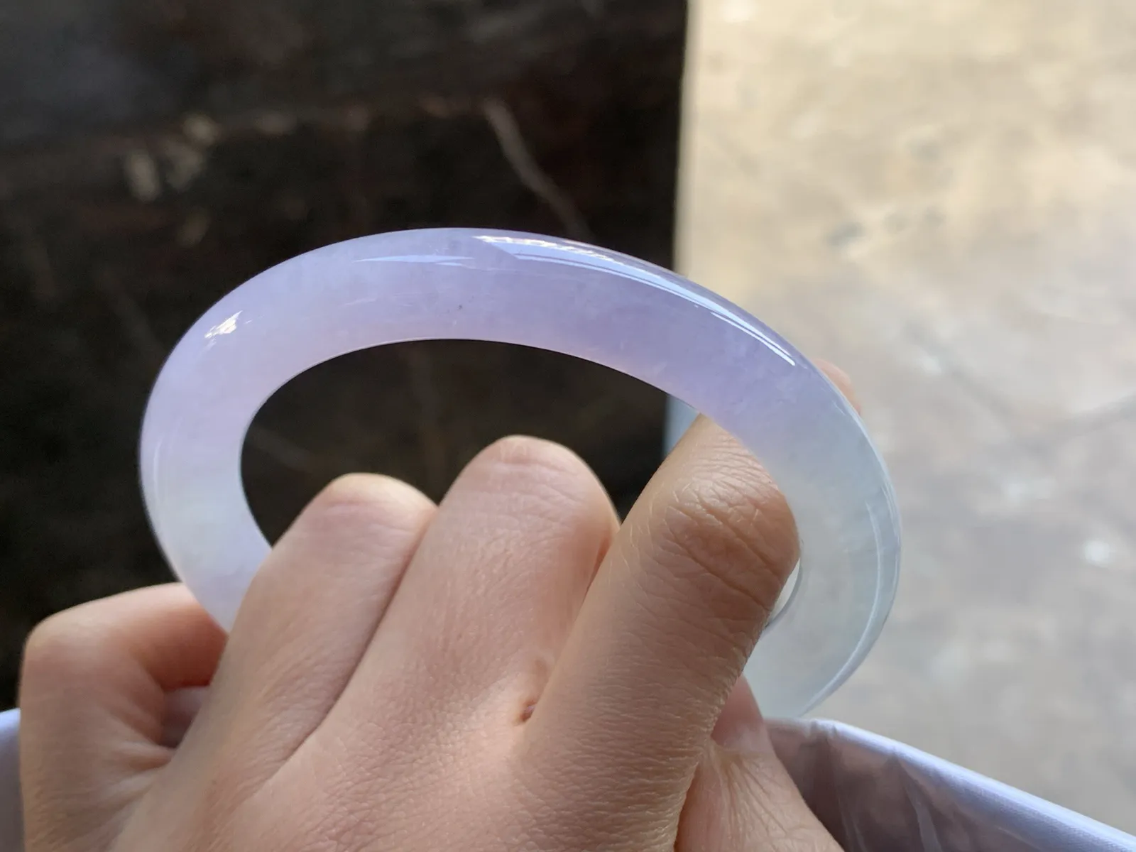 58-9.7

冰紫圆条手镯^_^冰透 水润