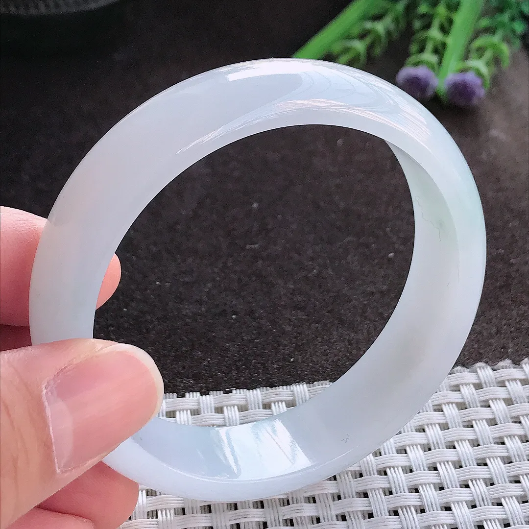 实拍A货翡翠56/15.6/6.8老坑冰胶水灵月光白轮胎手镯宽边玉镯手环