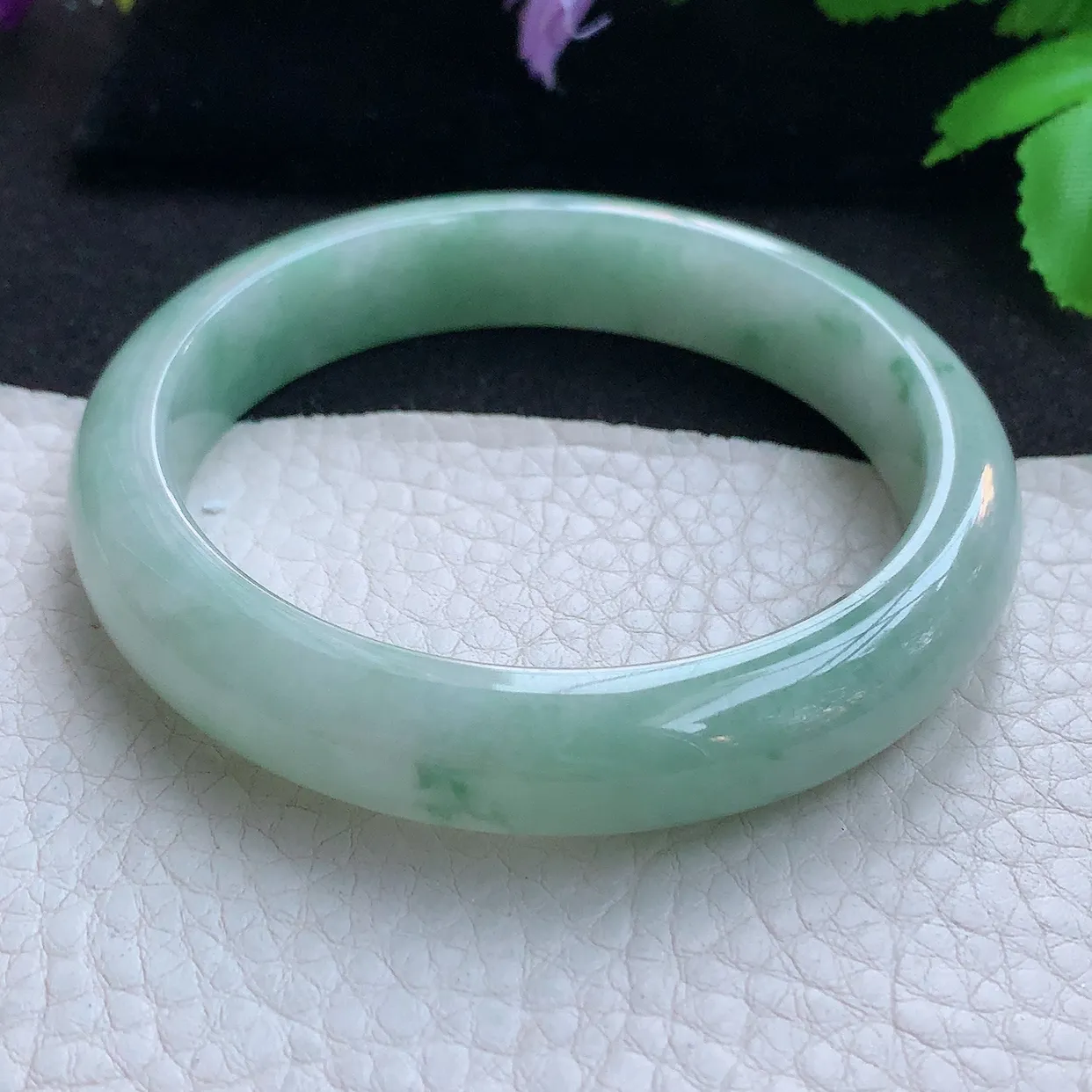 n实拍57*12*8平安镯 天然缅甸翡翠玉手镯水润清新宽边玉手环