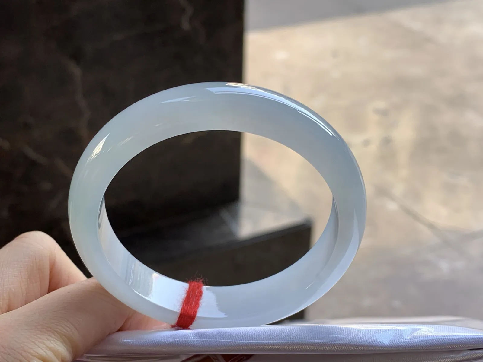 57-13-7.7

糯冰手镯^_^
种好水润