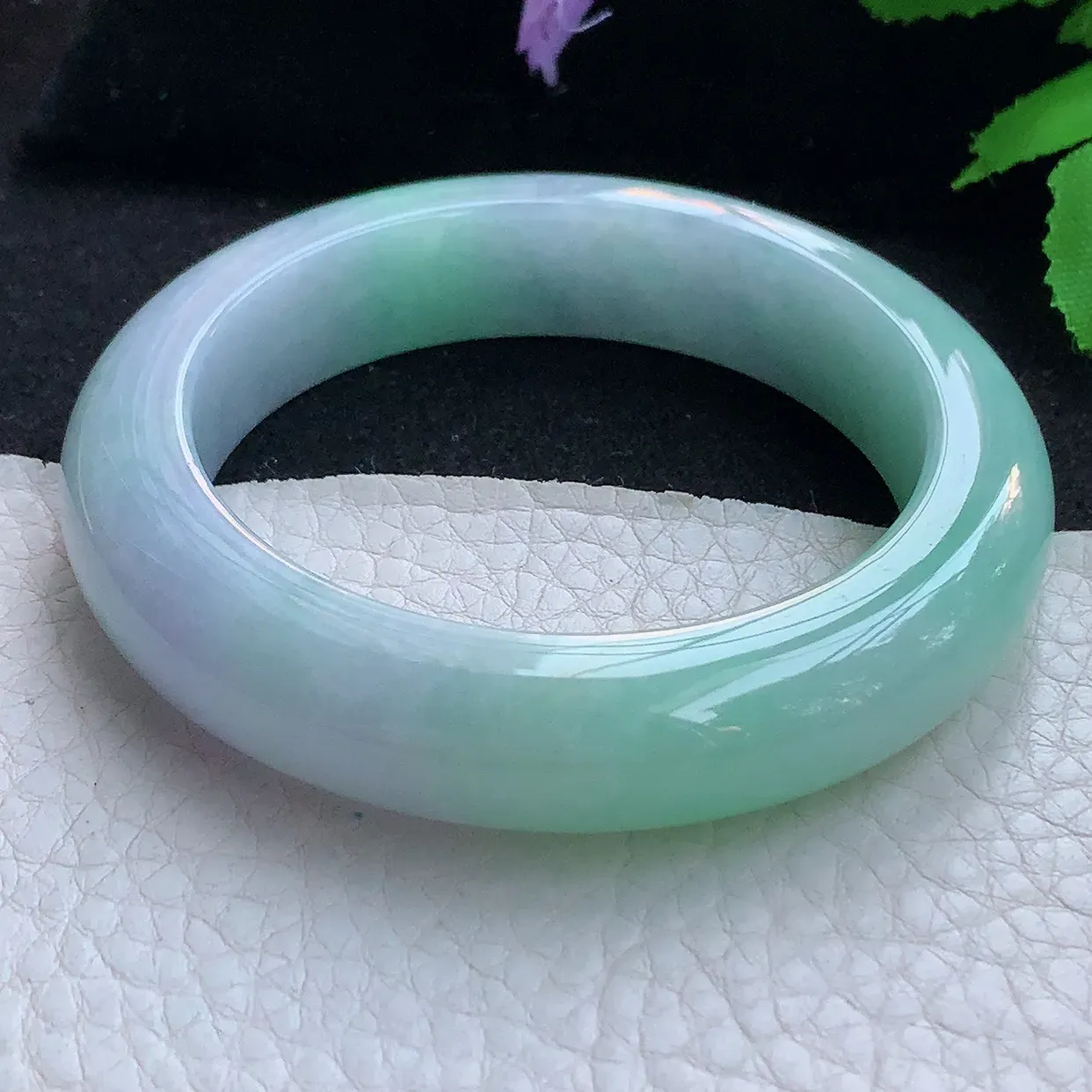 js小圈口53*13*10平安镯 天然缅甸翡翠玉手镯胶感厚装？春带彩宽边玉手环