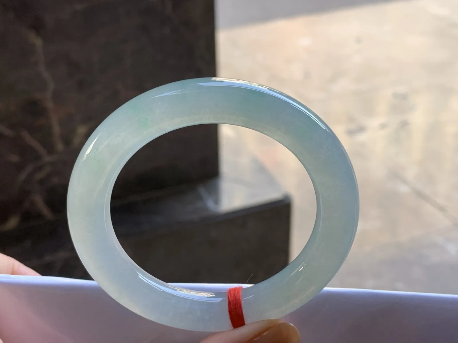 55-11

糯冰圆条手镯^_^
水润