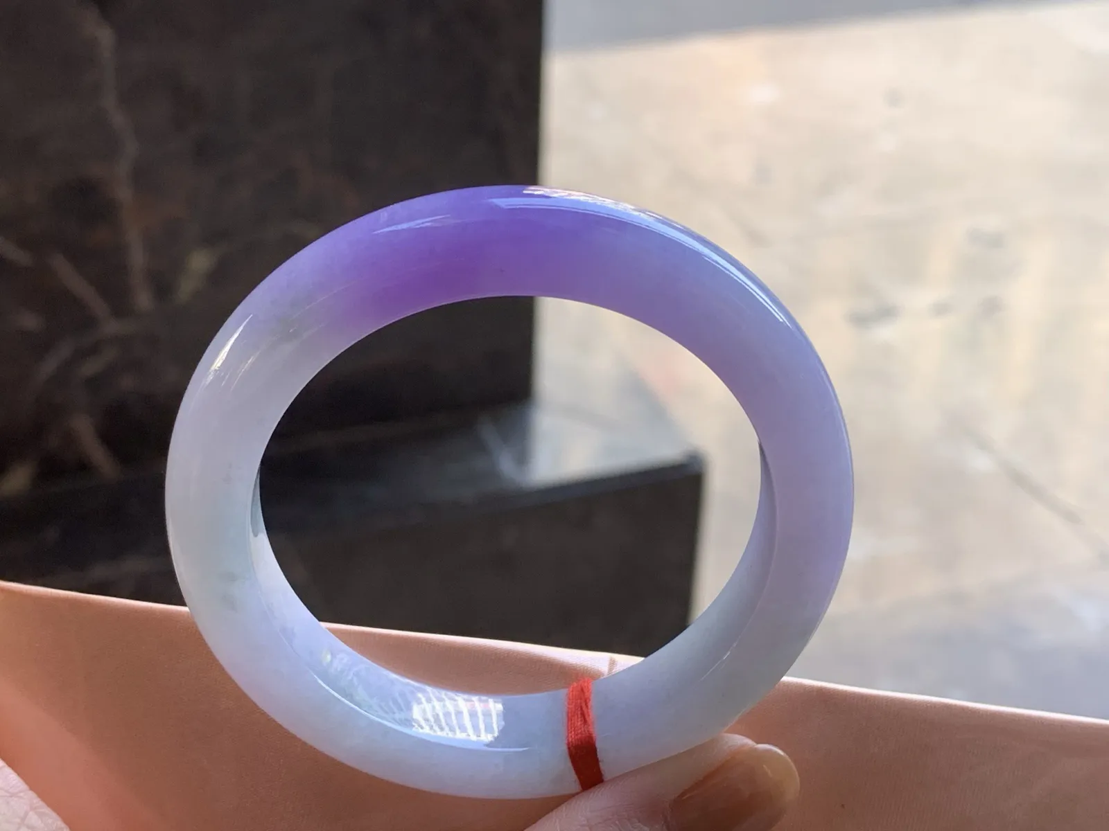 54.5-12.1-9.4

糯种红春手镯^_^颜色漂亮