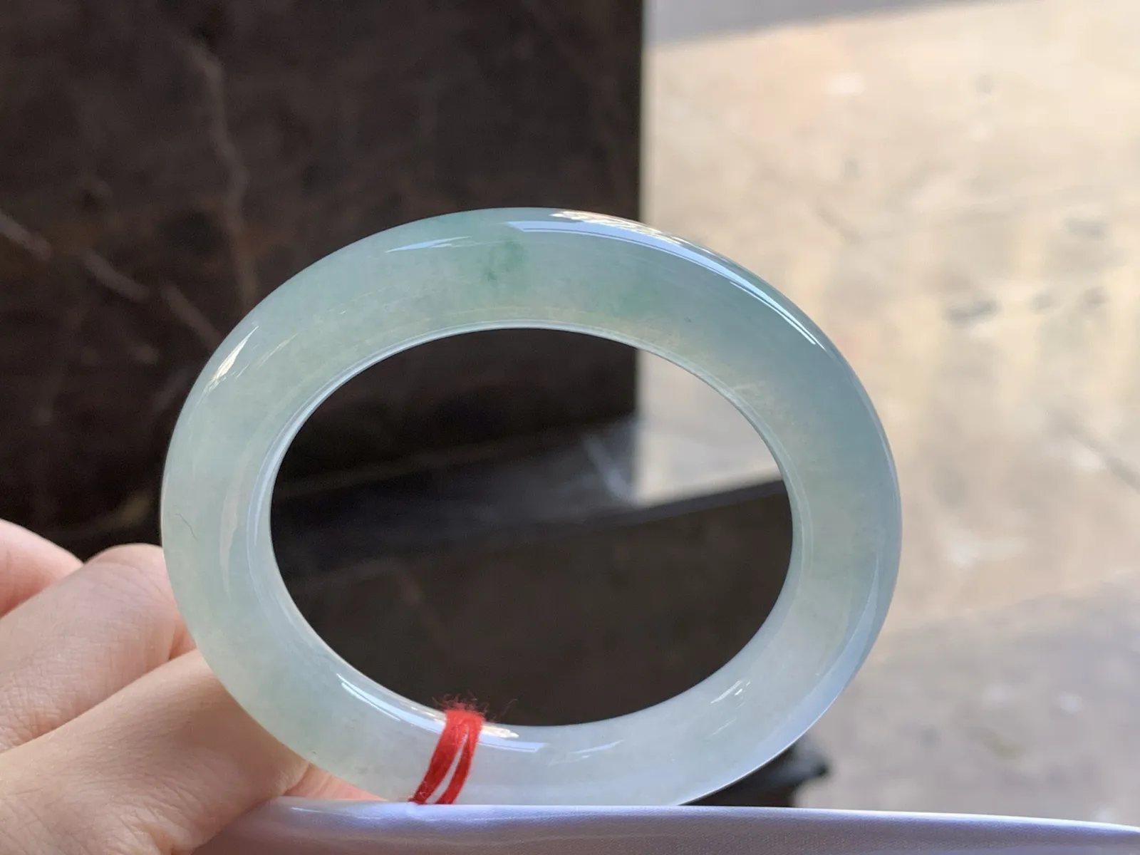 55-11

糯冰圆条手镯^_^
水润