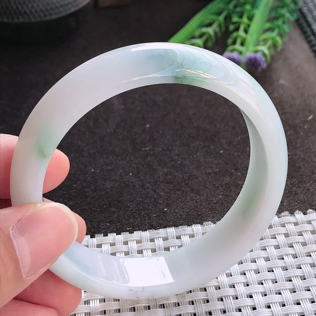 实拍A货翡翠58/15/7.6老坑冰润飘花轮胎手镯宽边玉镯手环