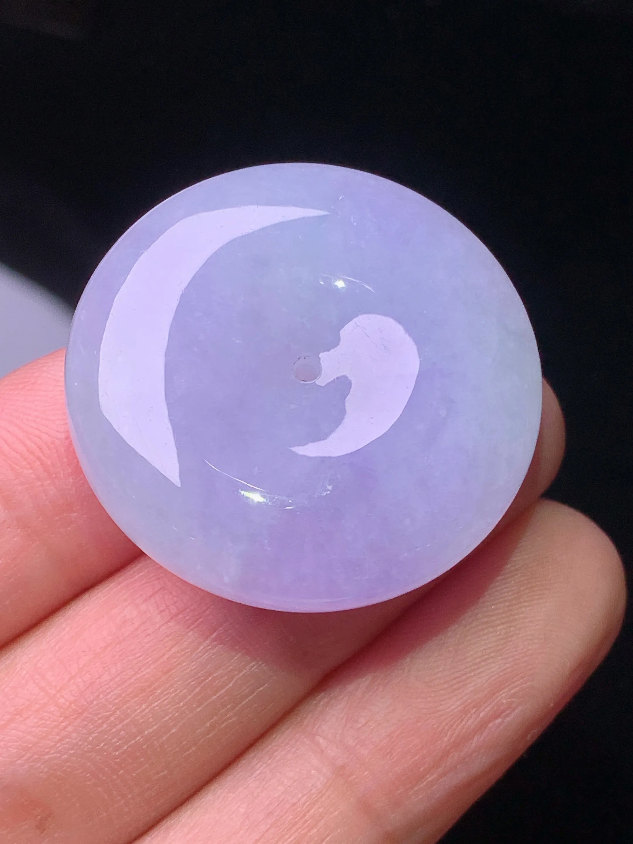 淡紫罗兰平安扣吊坠 玉质细腻 色泽艳丽清新 整体尺寸29.3*8.6