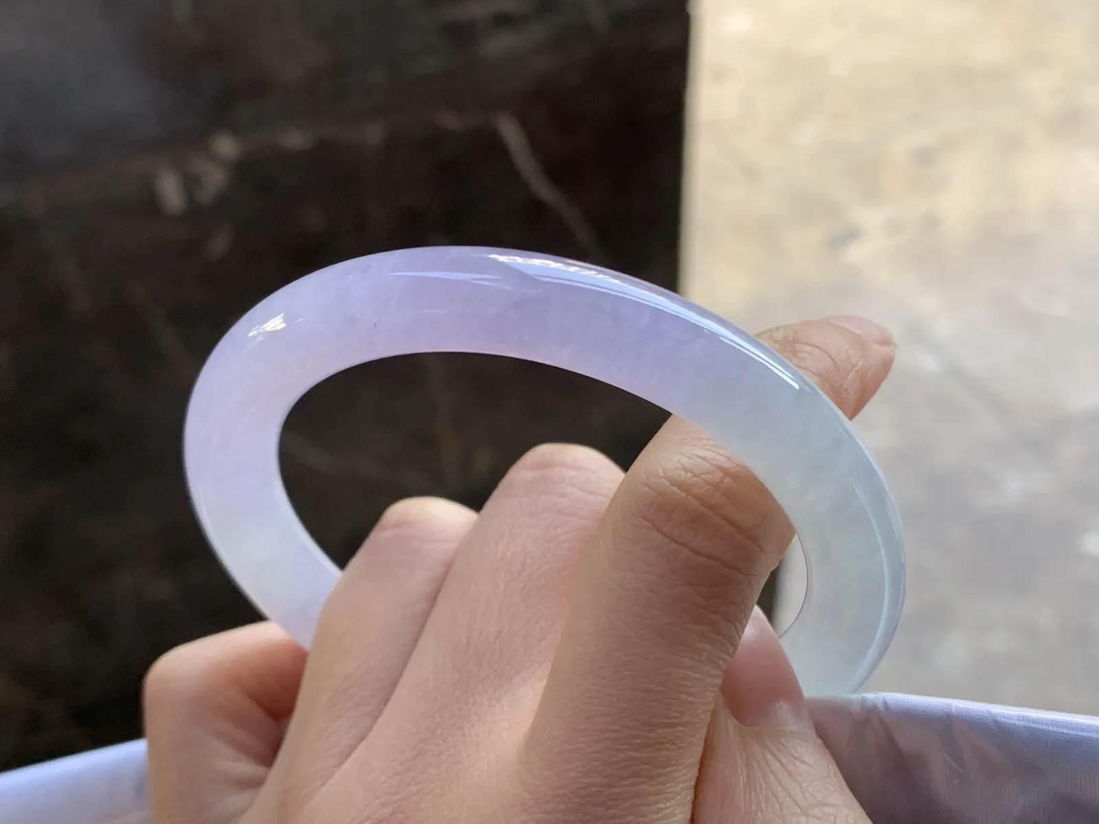 58-9.7

冰紫圆条手镯^_^冰透 水润