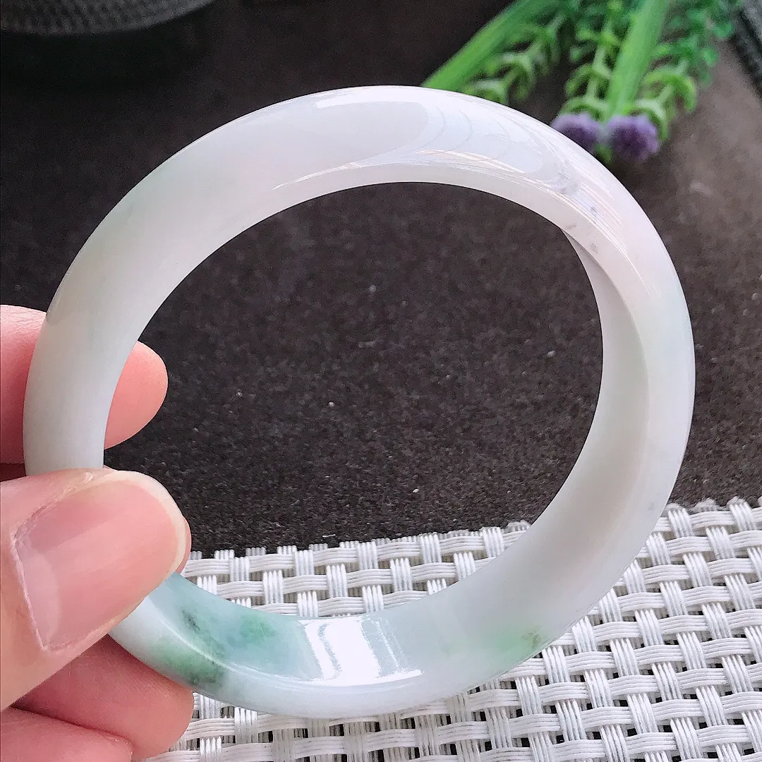 实拍A货翡翠58/15/7.6老坑冰润飘花轮胎手镯宽边玉镯手环