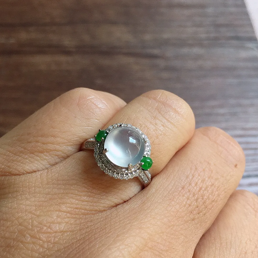 冰种蛋面戒指，18k金镶嵌，简约精致，冰润细腻，种水足，Hl 圈口13 尺寸8.4*8.2*4.3