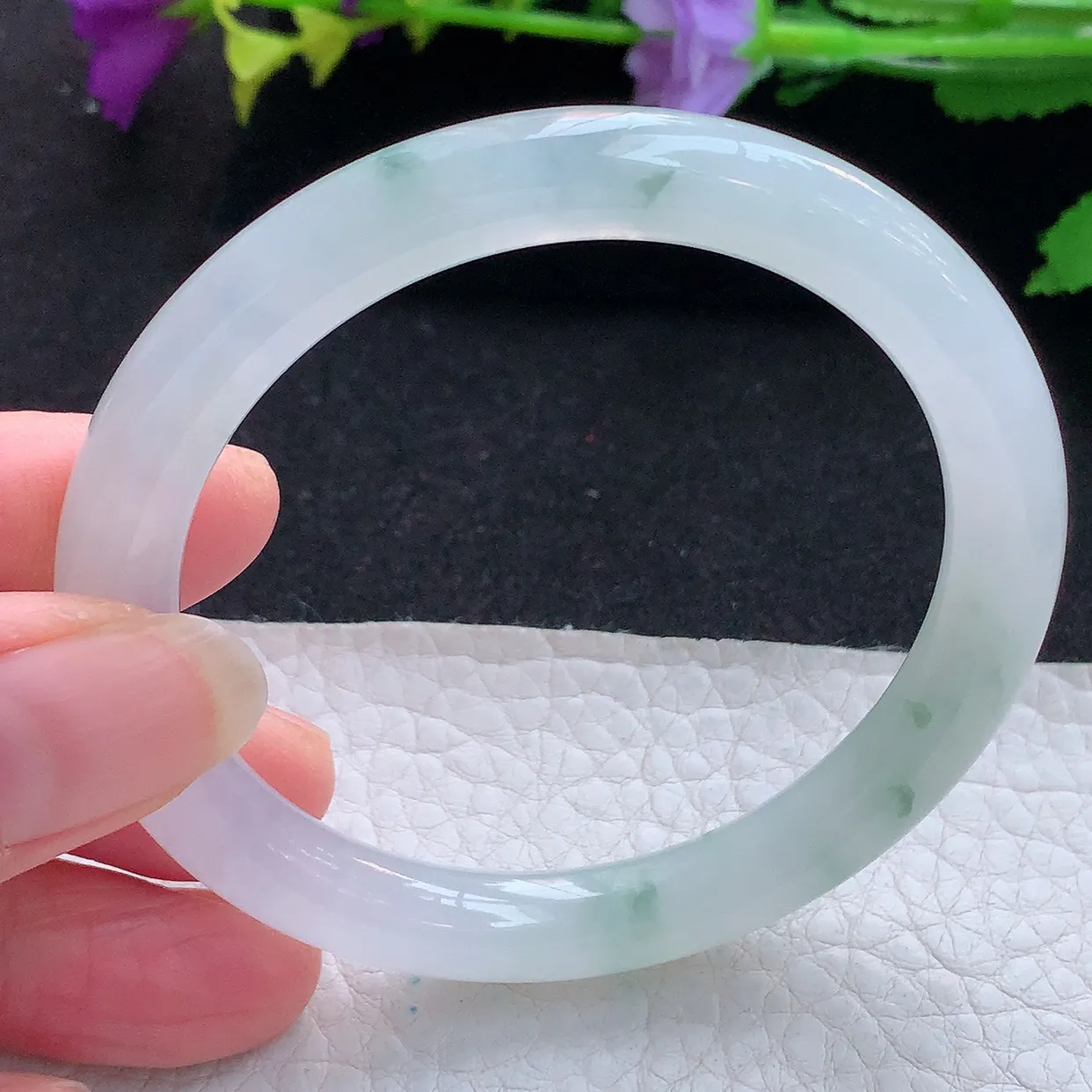 xc实拍54*8*8.3美人镯 天然缅甸翡翠玉手镯冰飘花圆条玉手环 叮当镯