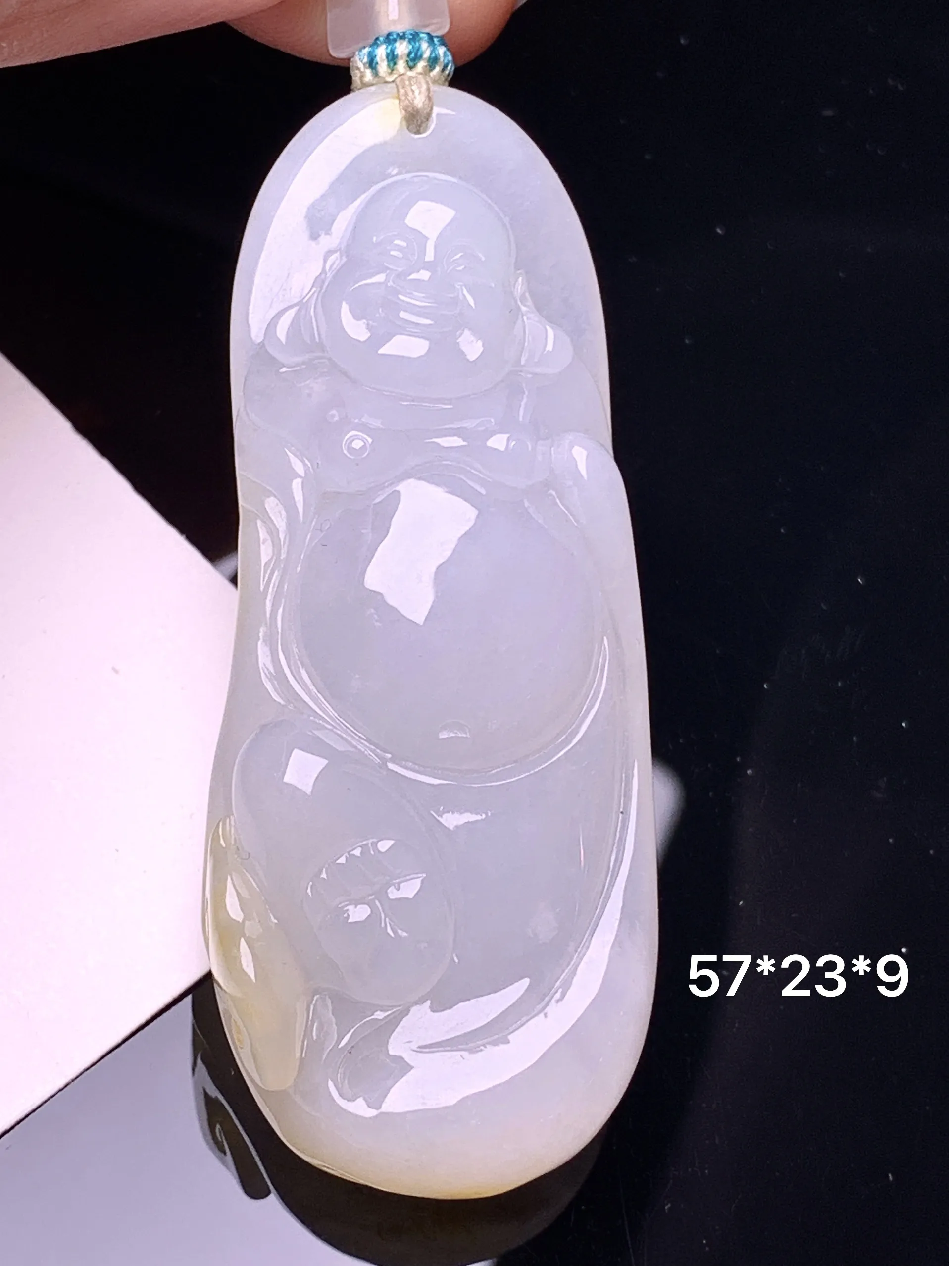 飘黄翡逍遥佛公吊坠 玉质细腻 色泽艳丽清新 整体尺寸57*23*9