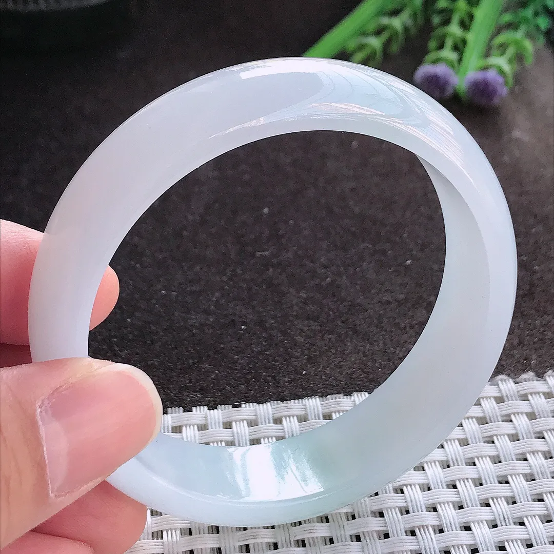 实拍A货翡翠56/15.6/6.8老坑冰胶水灵月光白轮胎手镯宽边玉镯手环