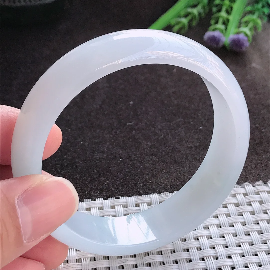 实拍A货翡翠56/15.6/6.8老坑冰胶水灵月光白轮胎手镯宽边玉镯手环