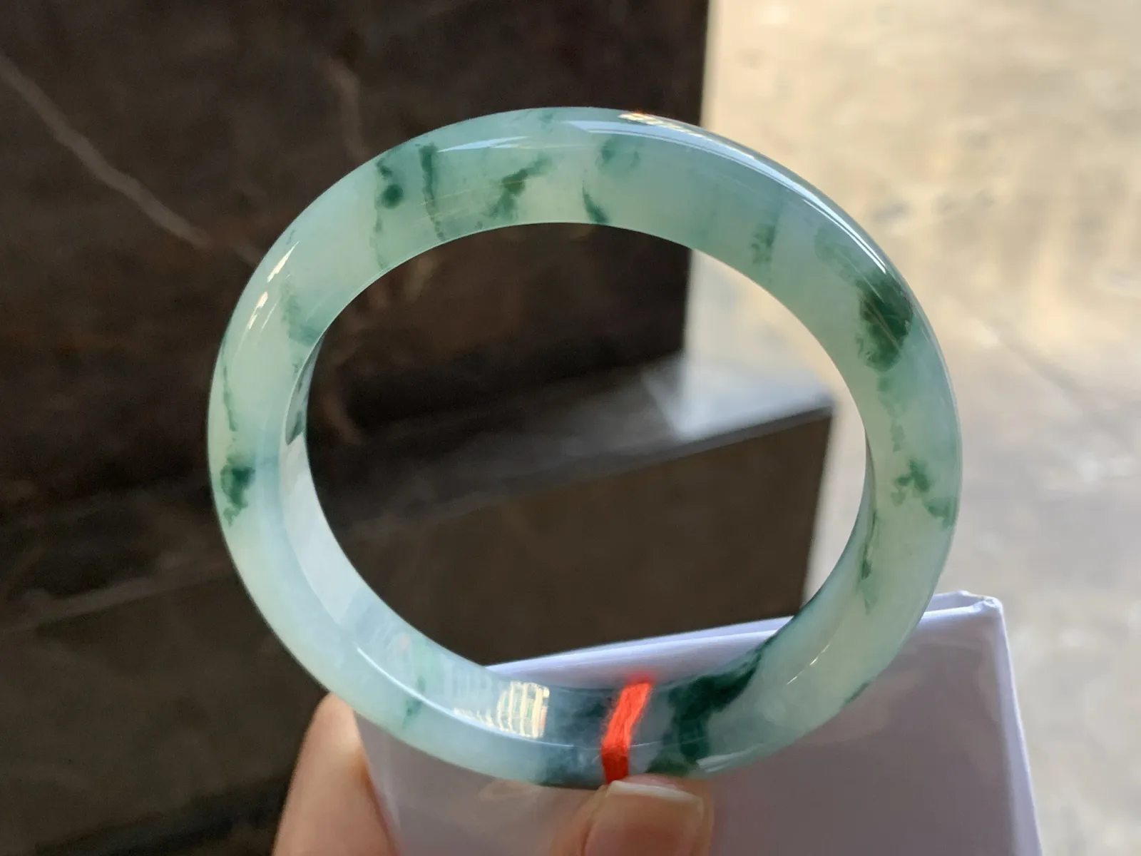 59.5-11.5-8

蓝花手镯^_^飘花浓郁 大圈