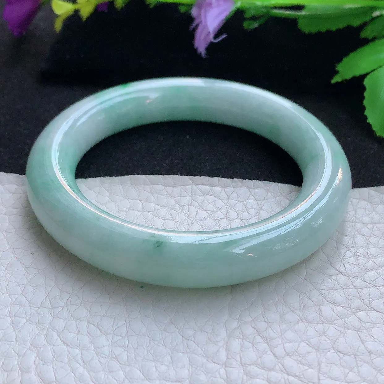 ee小圈口52.5*11美人镯 天然缅甸翡翠玉手镯水润飘花圆条玉手环