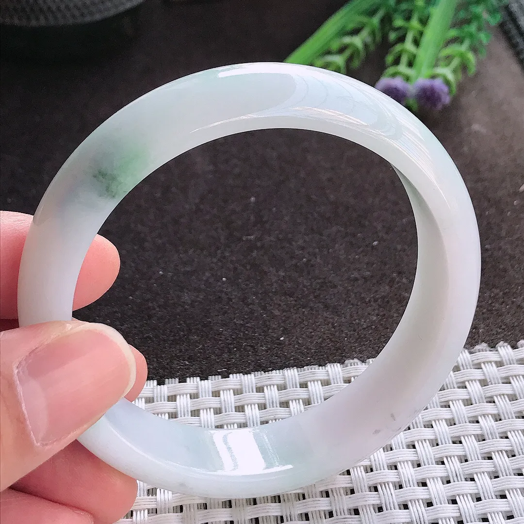 实拍A货翡翠58/15/7.6老坑冰润飘花轮胎手镯宽边玉镯手环