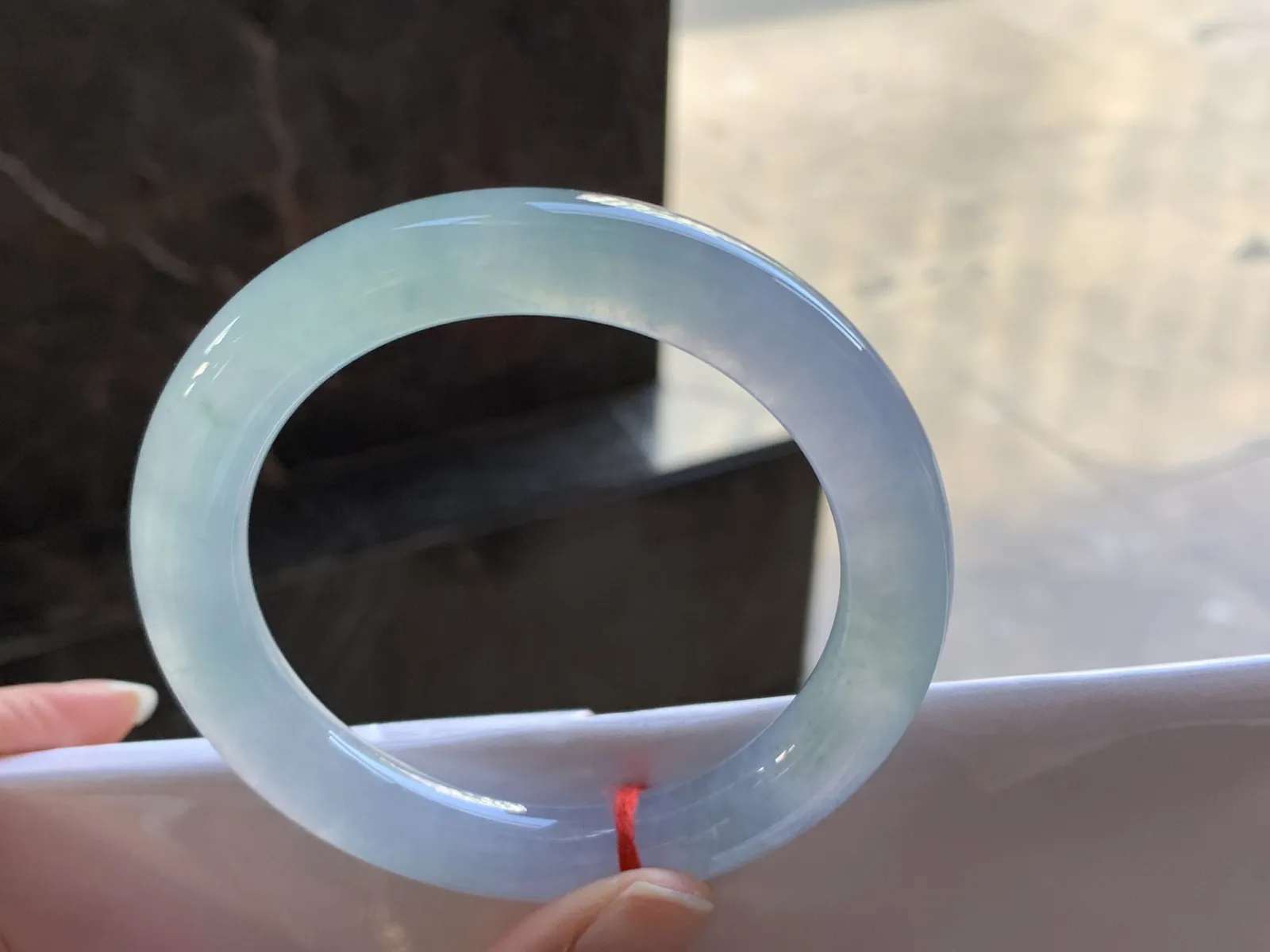 56-10.4

冰种圆条手镯^_^冰透 清新