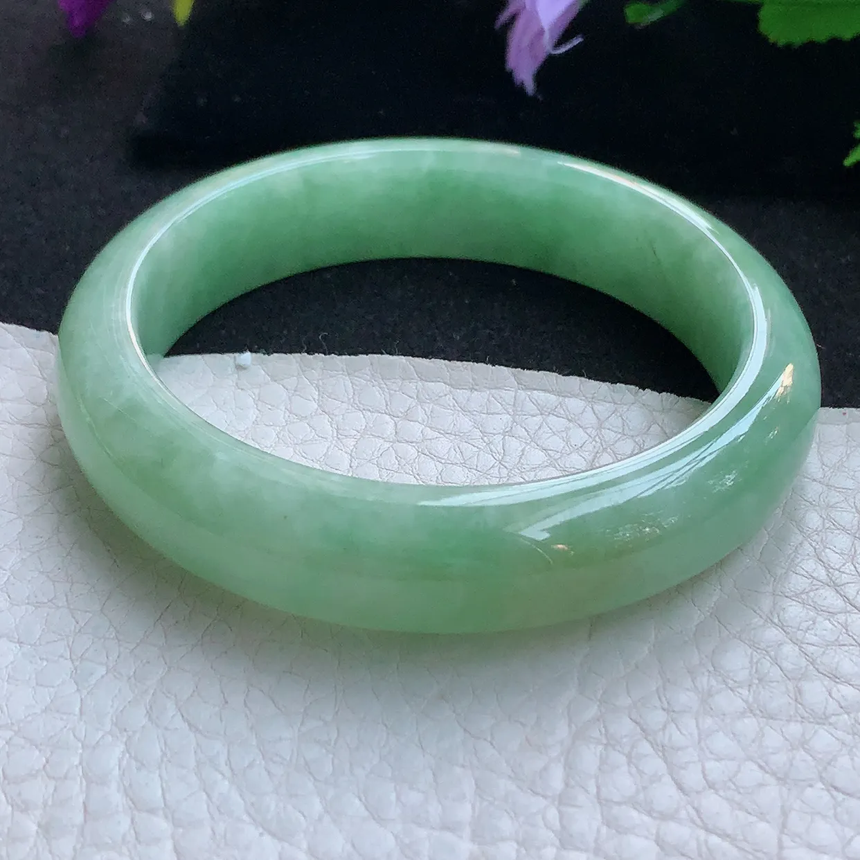 n实拍56*13.3*8平安镯 天然缅甸翡翠玉手镯水绿宽边玉手环