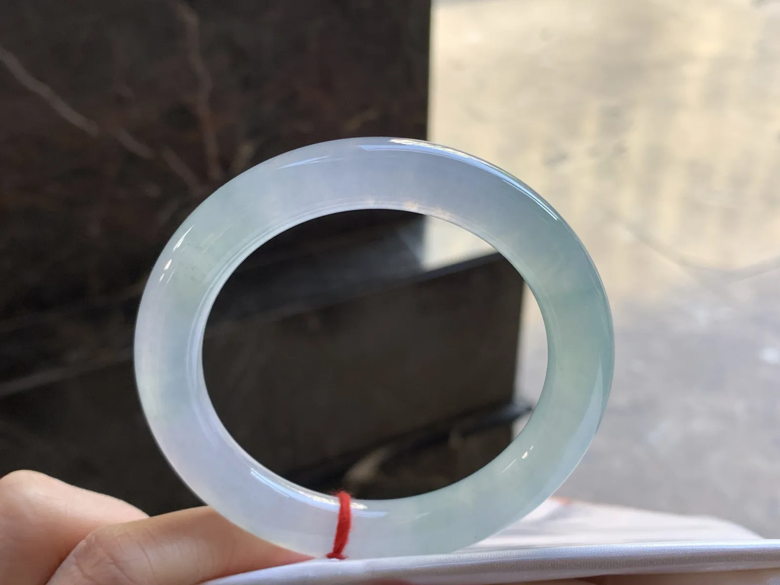 56-10.4

冰种圆条手镯^_^冰透 清新