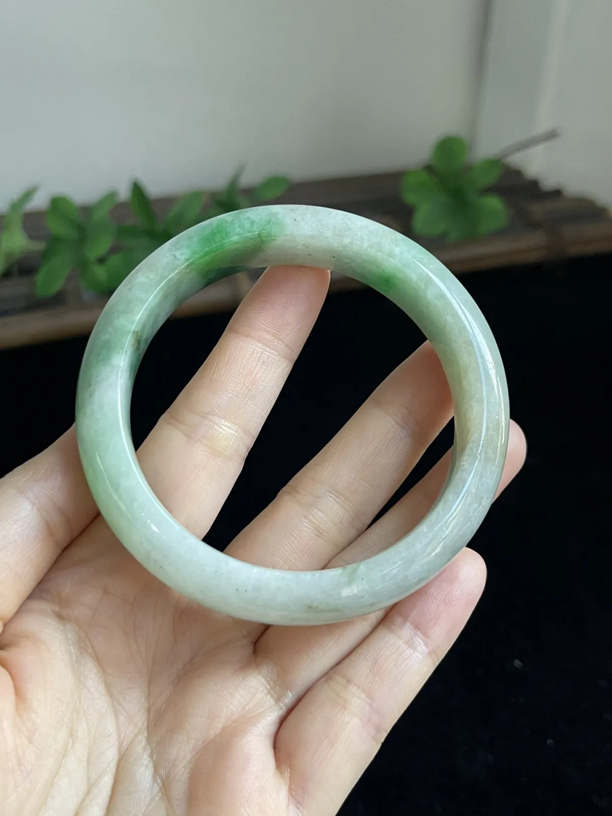 正圈57圈口，翡翠手镯