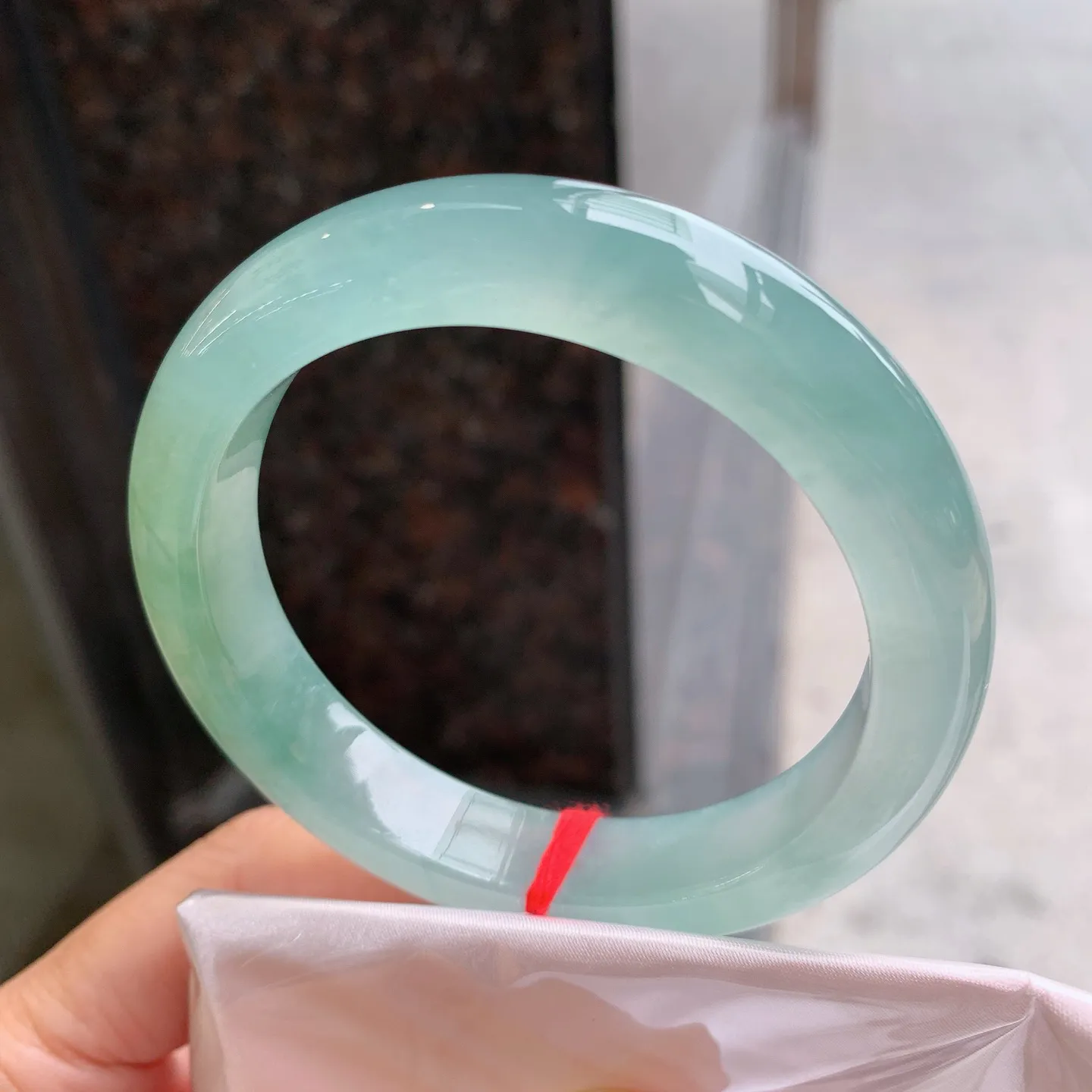 正圈冰黄翡 无瑕 尺寸：57/12.3/9  冰润