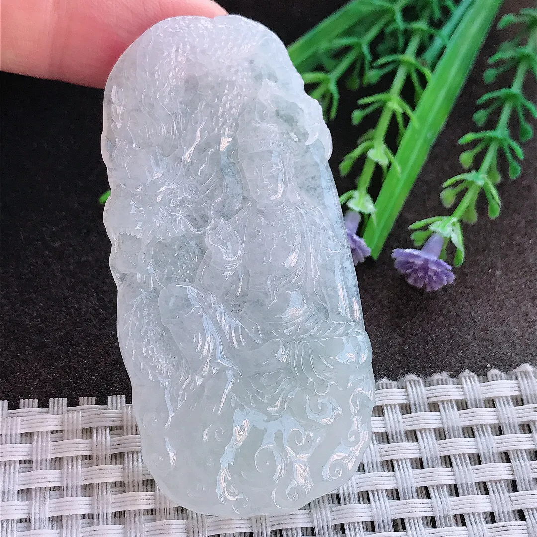 实拍A货翡翠68/33/6老坑秀气冰透御龙观音吊坠翡翠玉观音挂件