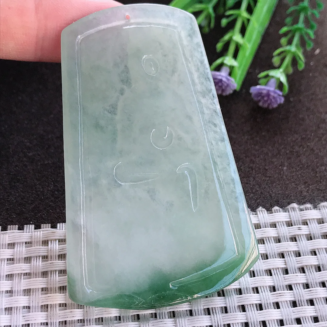 实拍A货翡翠70/45/5.6老坑秀气冰润飘花文殊菩萨吊坠翡翠挂件