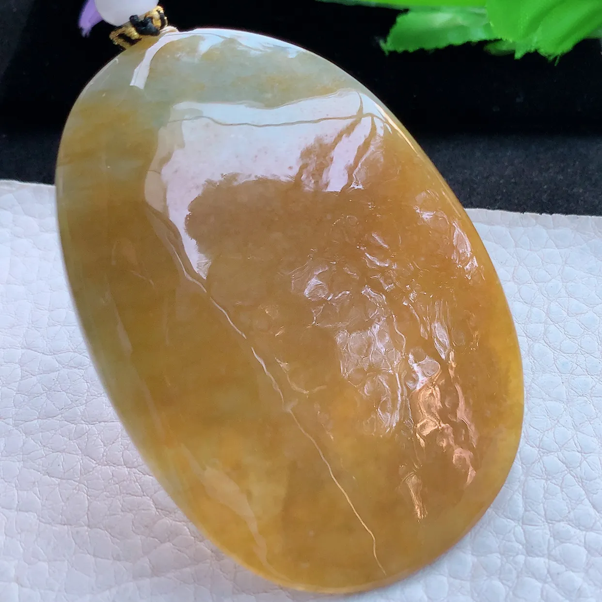 yl实拍72.3*51.2*10特色缅甸翡翠精雕冰双彩一念之间玉挂件