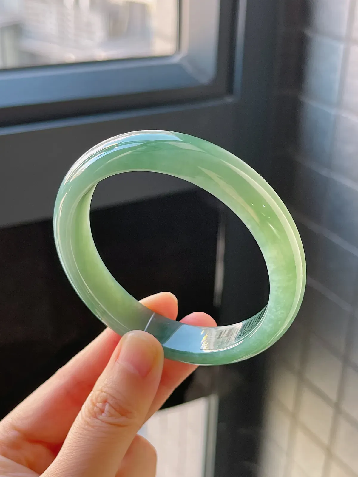 正圈58.4圈口，翡翠糯化种绿色手镯