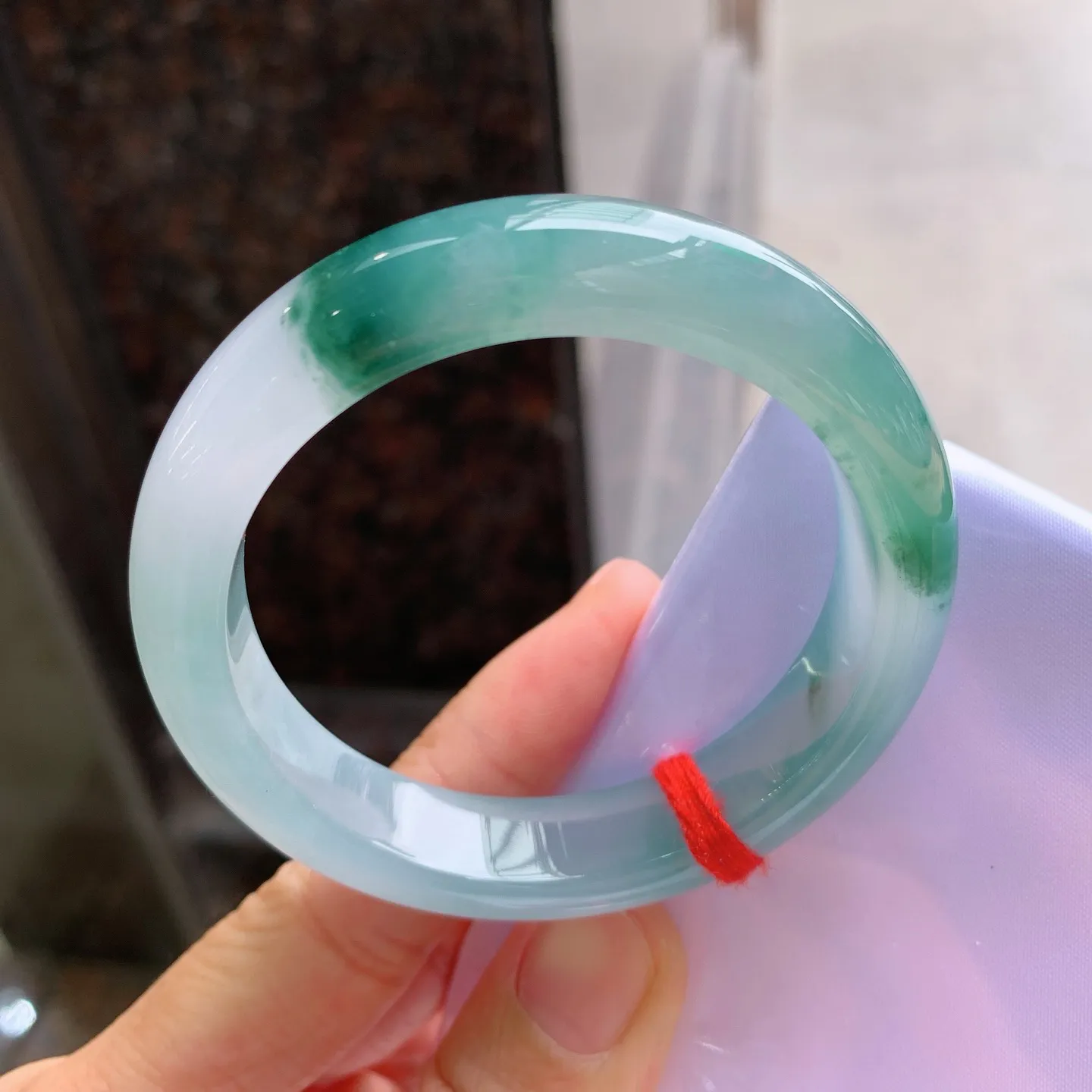 正圈冰飘花 无瑕 尺寸：52.5/11.9/8.3 冰润