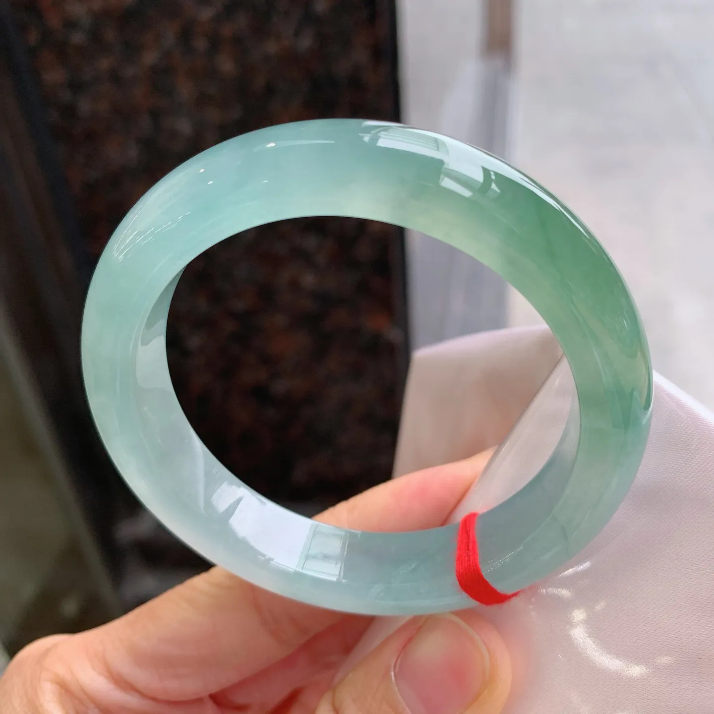 正圈冰黄翡 无瑕 尺寸：57/12.3/9  冰润