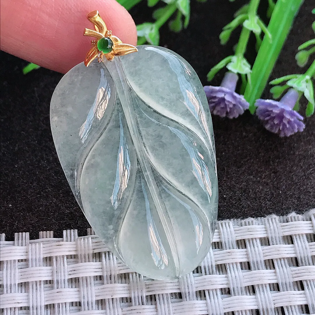 实拍A货翡翠39/26/4.2老坑18k金镶嵌冰种冰晴叶子吊坠翡翠挂件