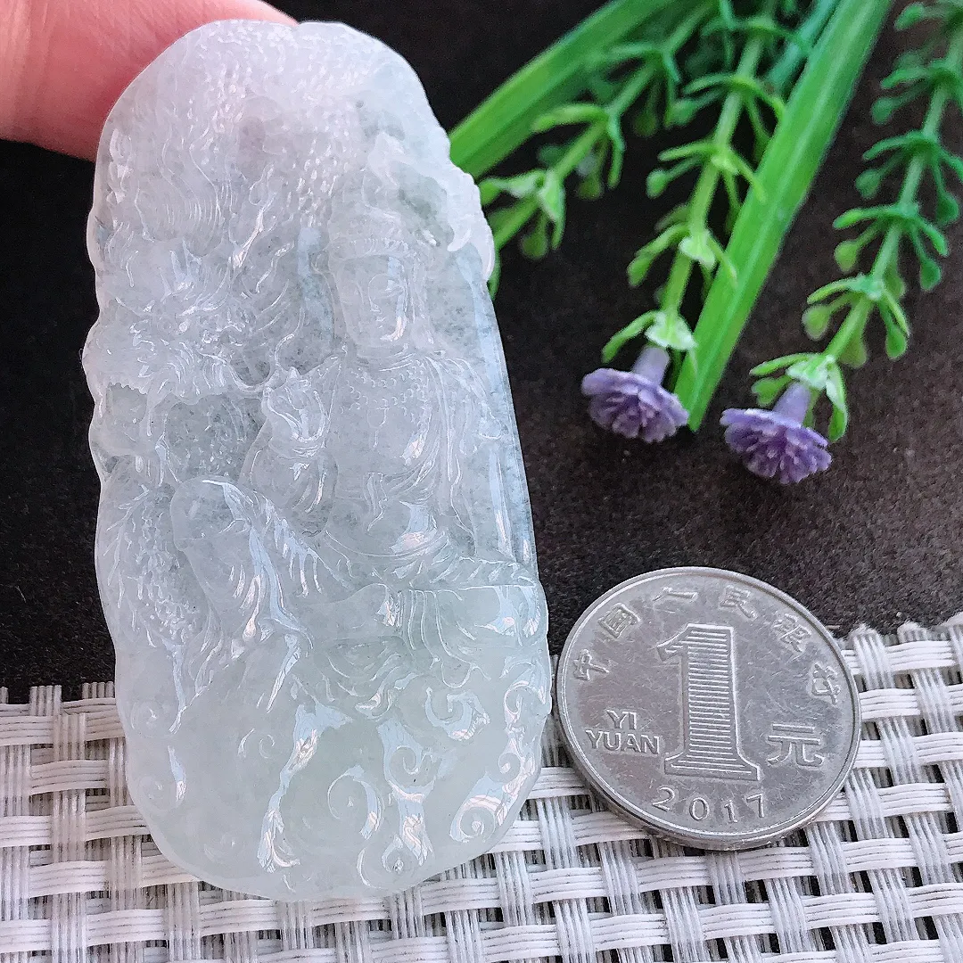 实拍A货翡翠68/33/6老坑秀气冰透御龙观音吊坠翡翠玉观音挂件