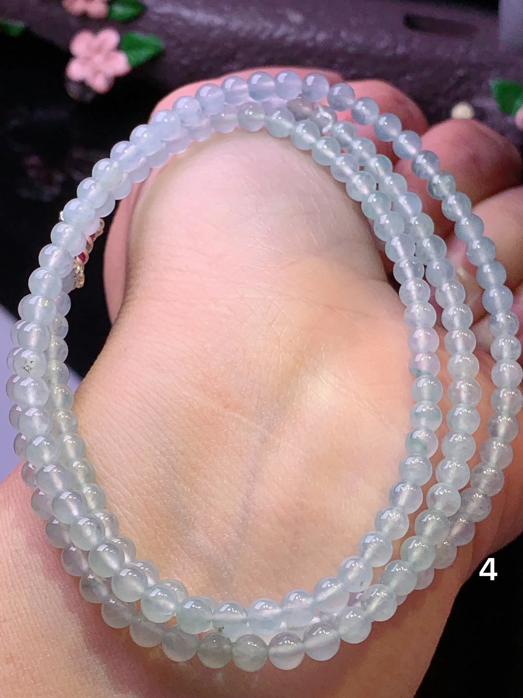 冰种圆珠项链 玉质细腻 色泽艳丽清新 整体尺寸4