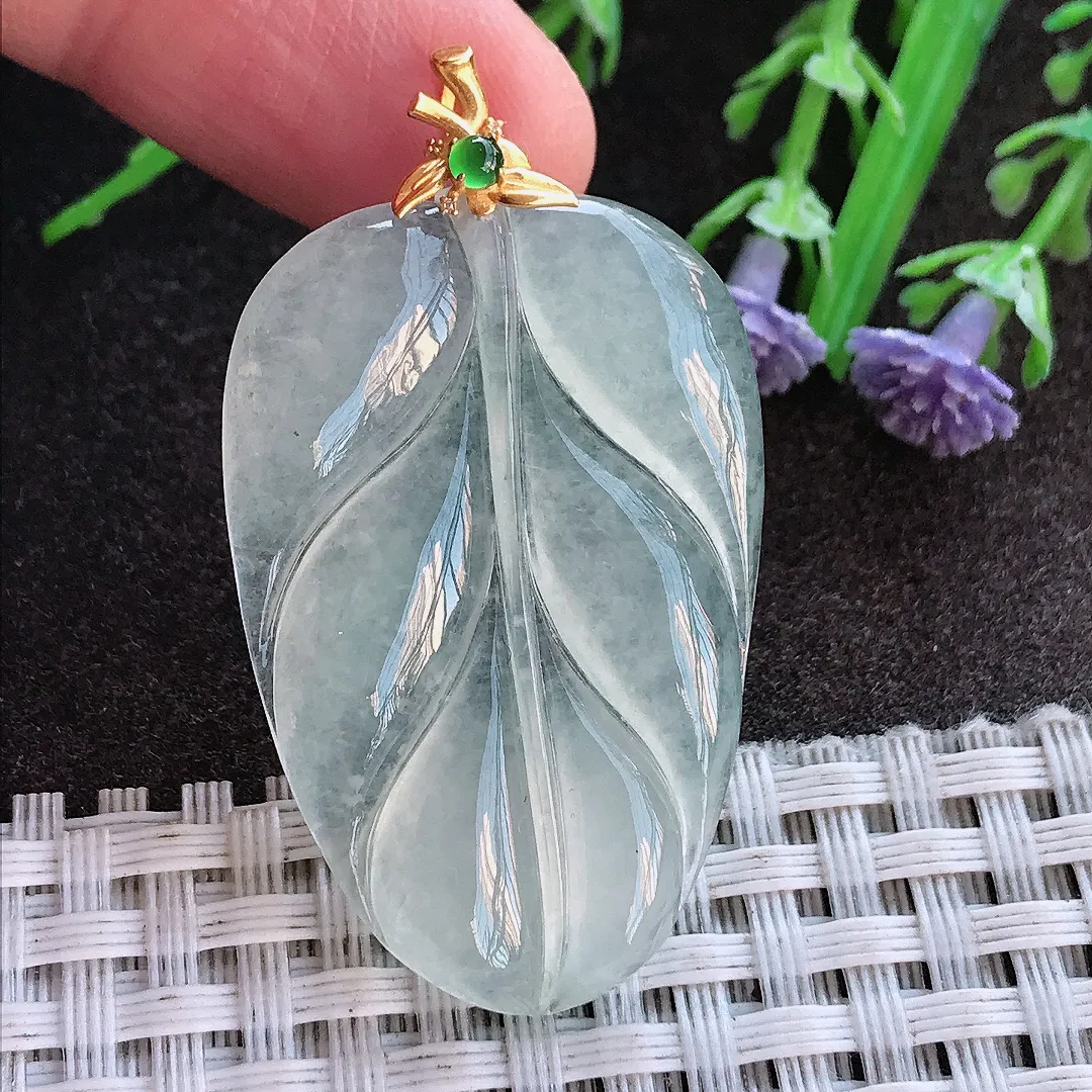 实拍A货翡翠39/26/4.2老坑18k金镶嵌冰种冰晴叶子吊坠翡翠挂件