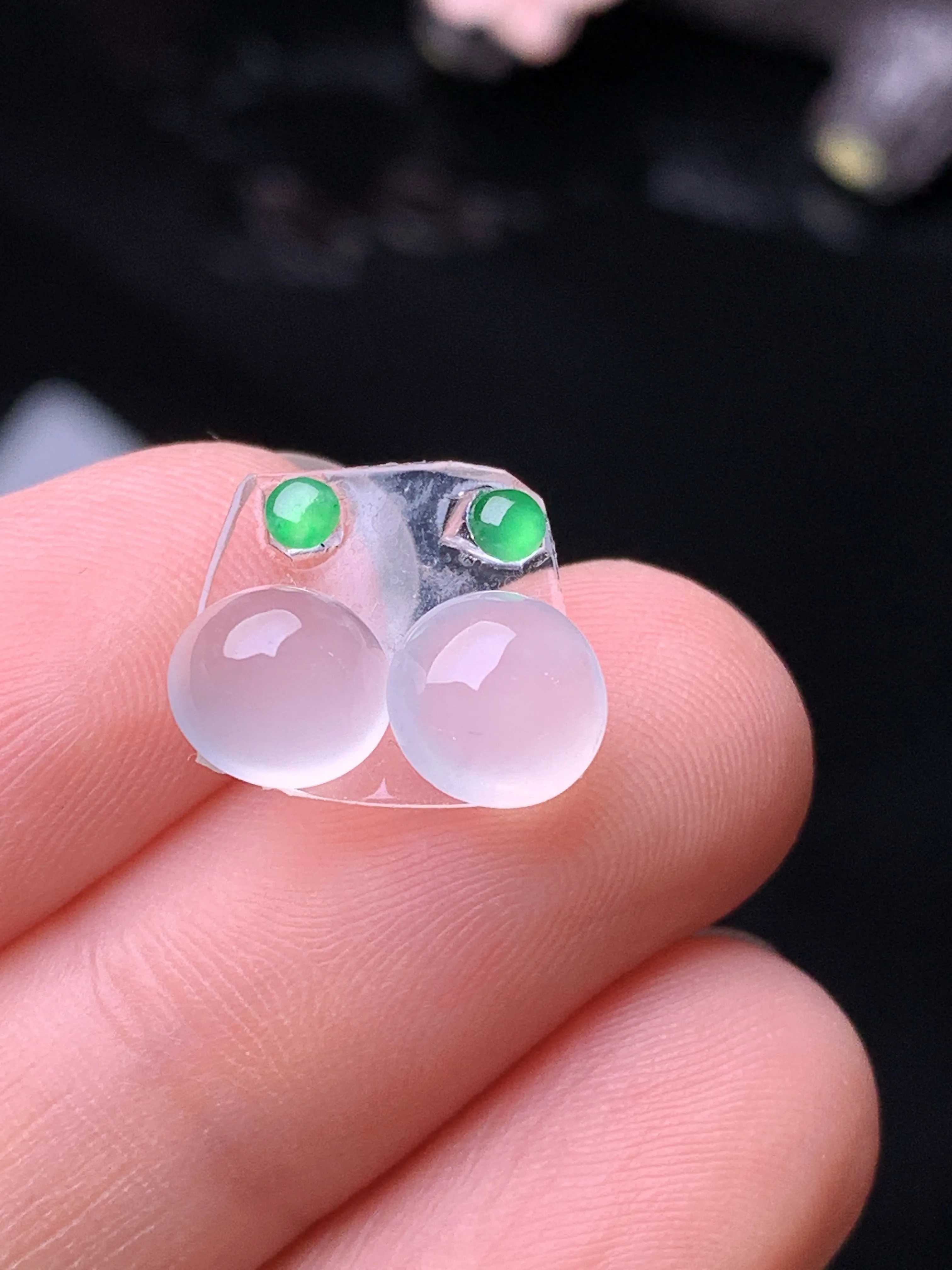 镶嵌款 冰种蛋面一对 玉质细腻 色泽艳丽清新 整体尺寸7*3.8