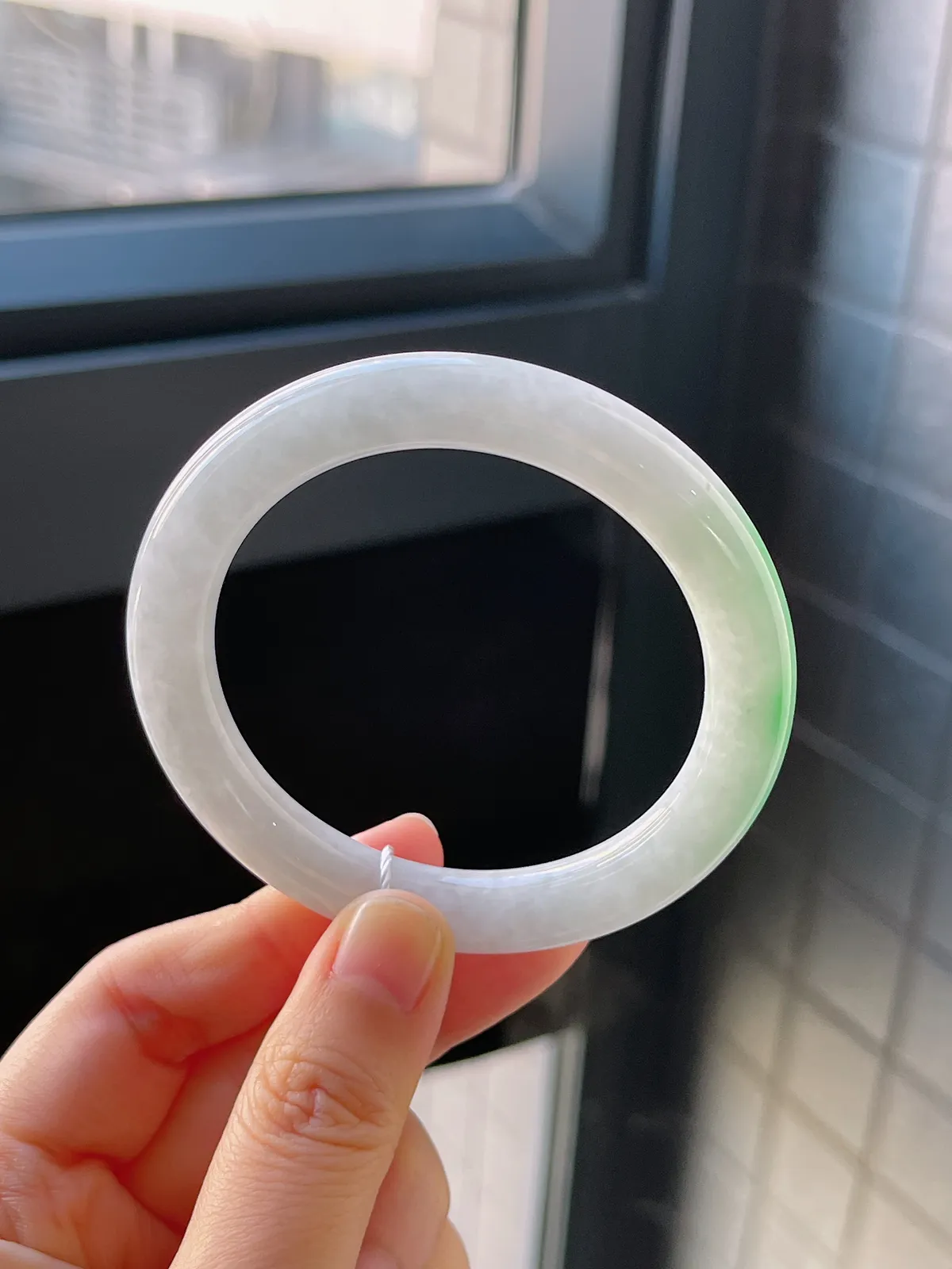 圆镯53圈口，翡翠糯化种飘花手镯