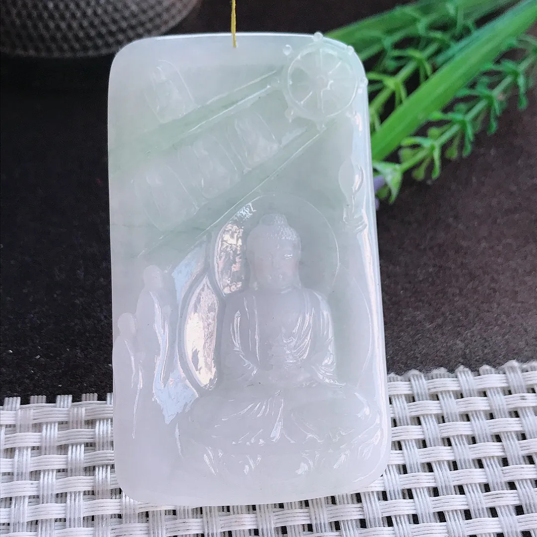 实拍A货翡翠72/42.8/6老坑秀气冰润大日如来佛祖吊坠翡翠挂件